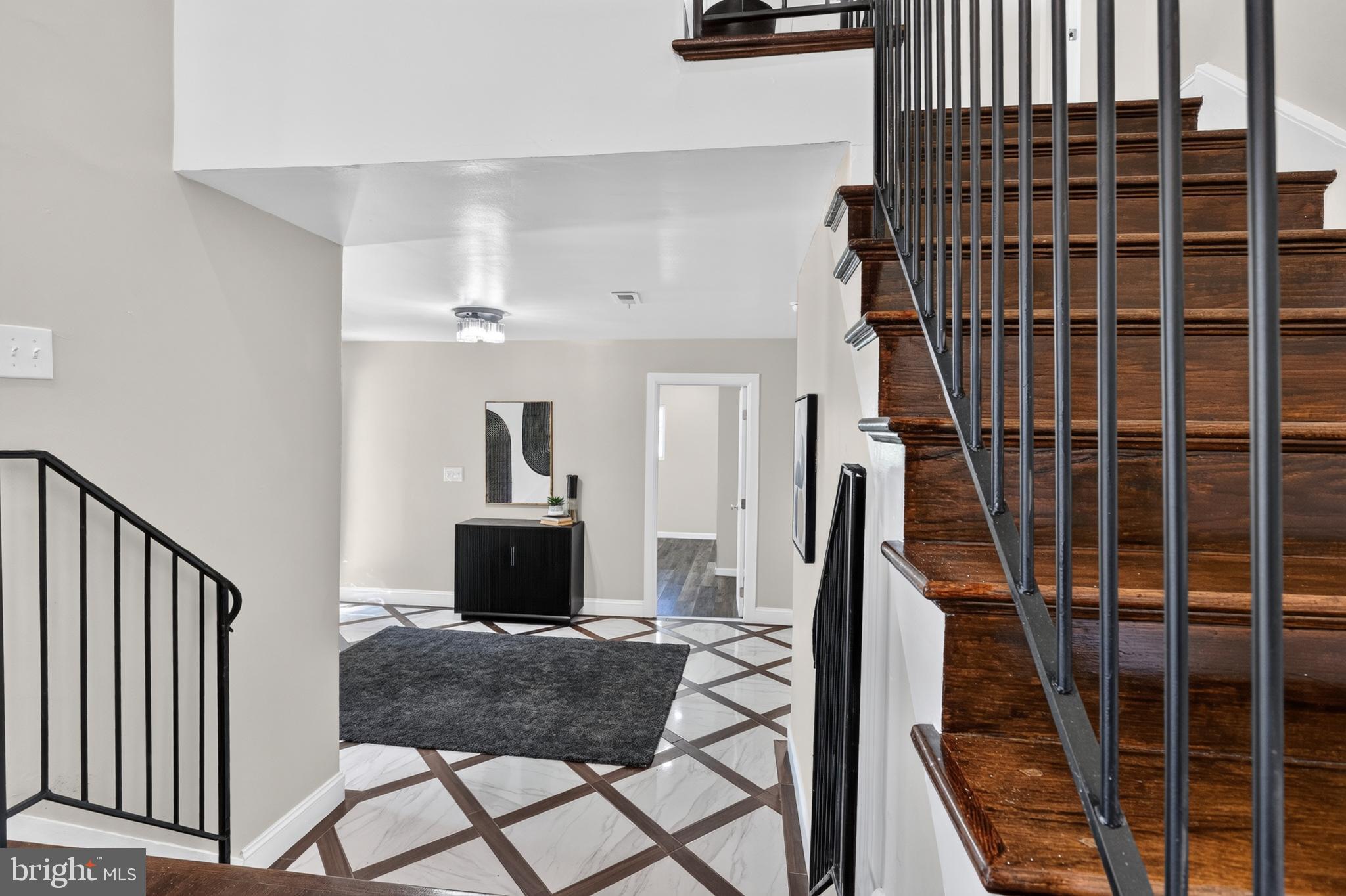 WYNNEWOOD - Residential