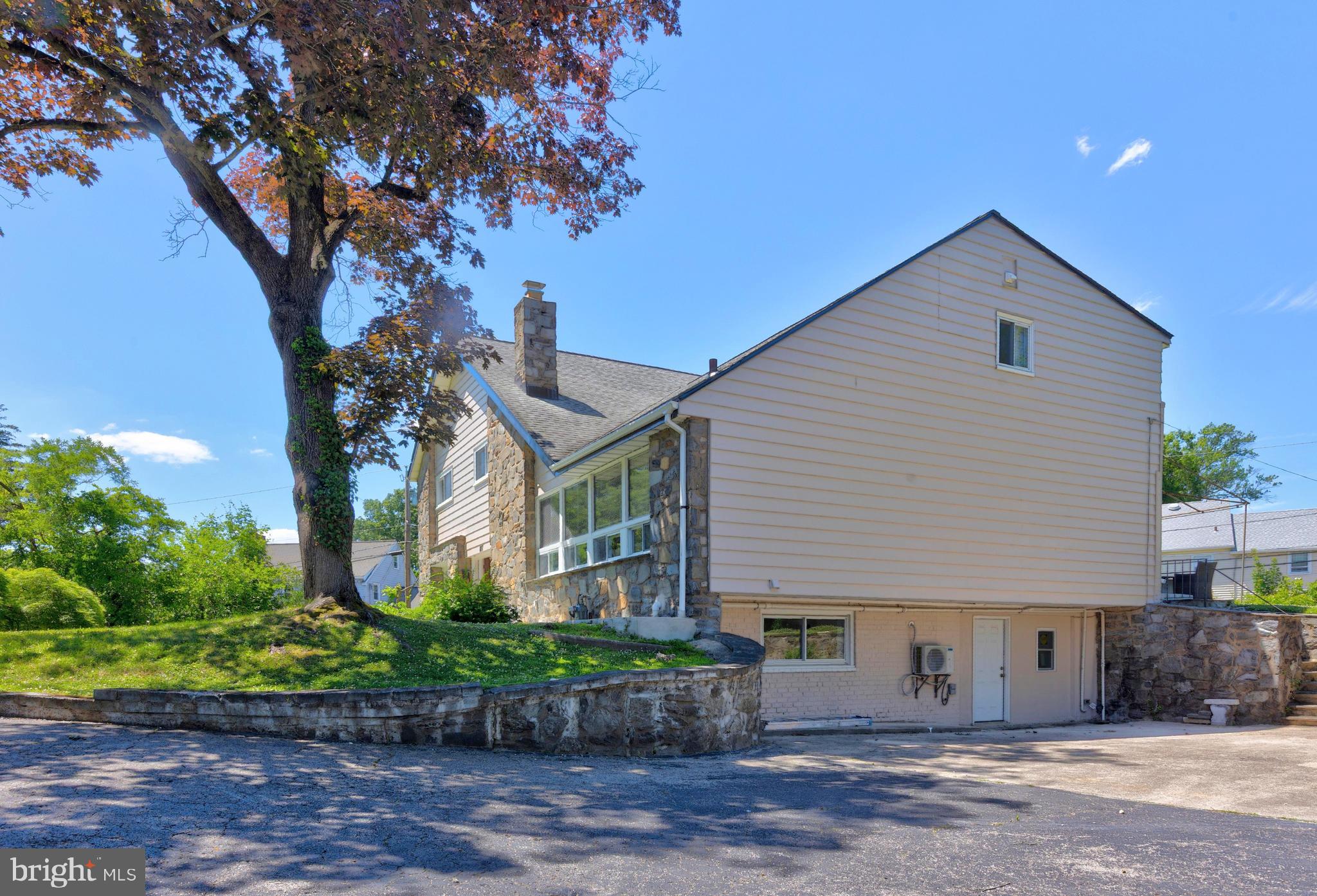 WYNNEWOOD - Residential