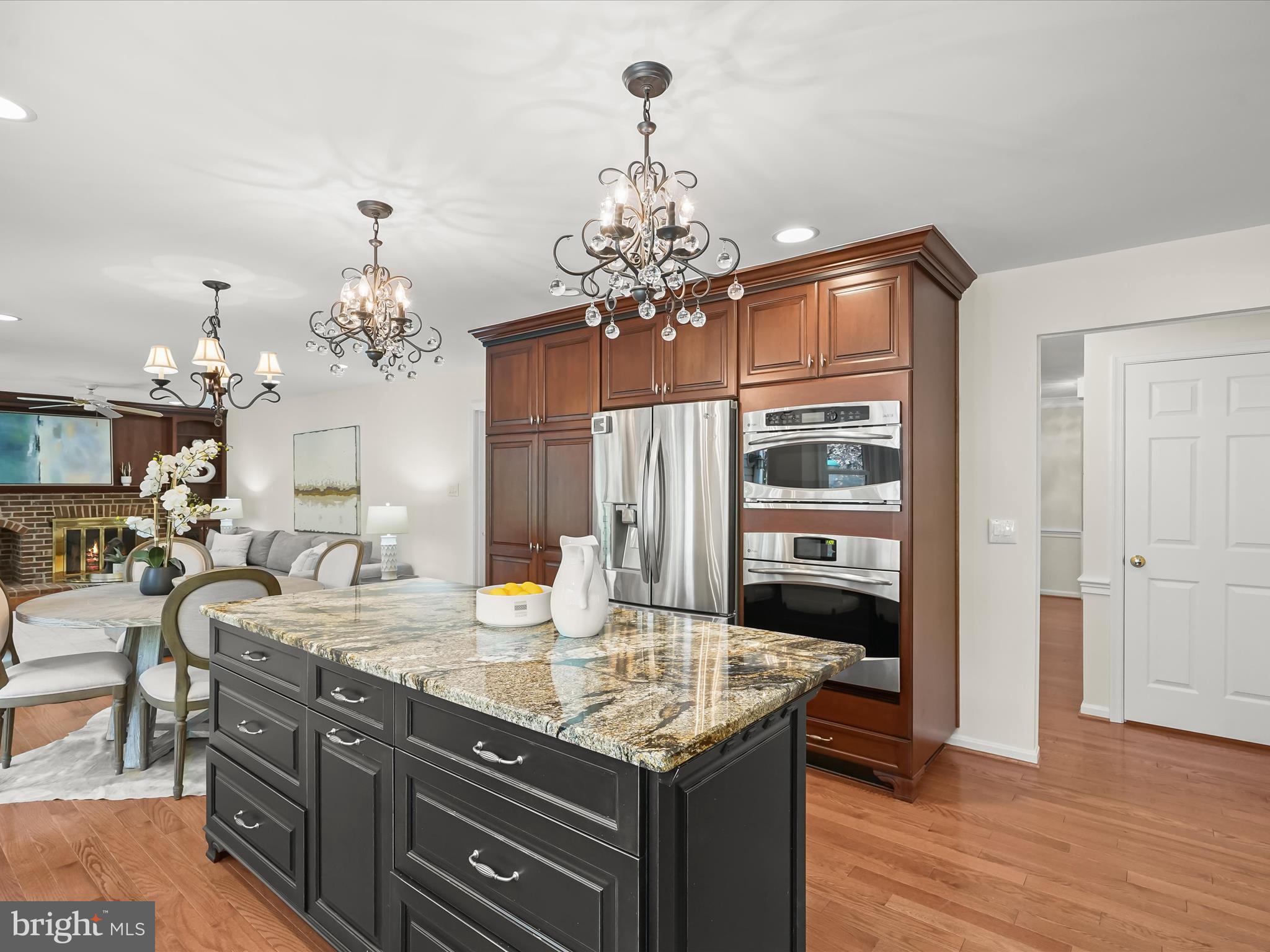 FRANKLIN FARM - Residential