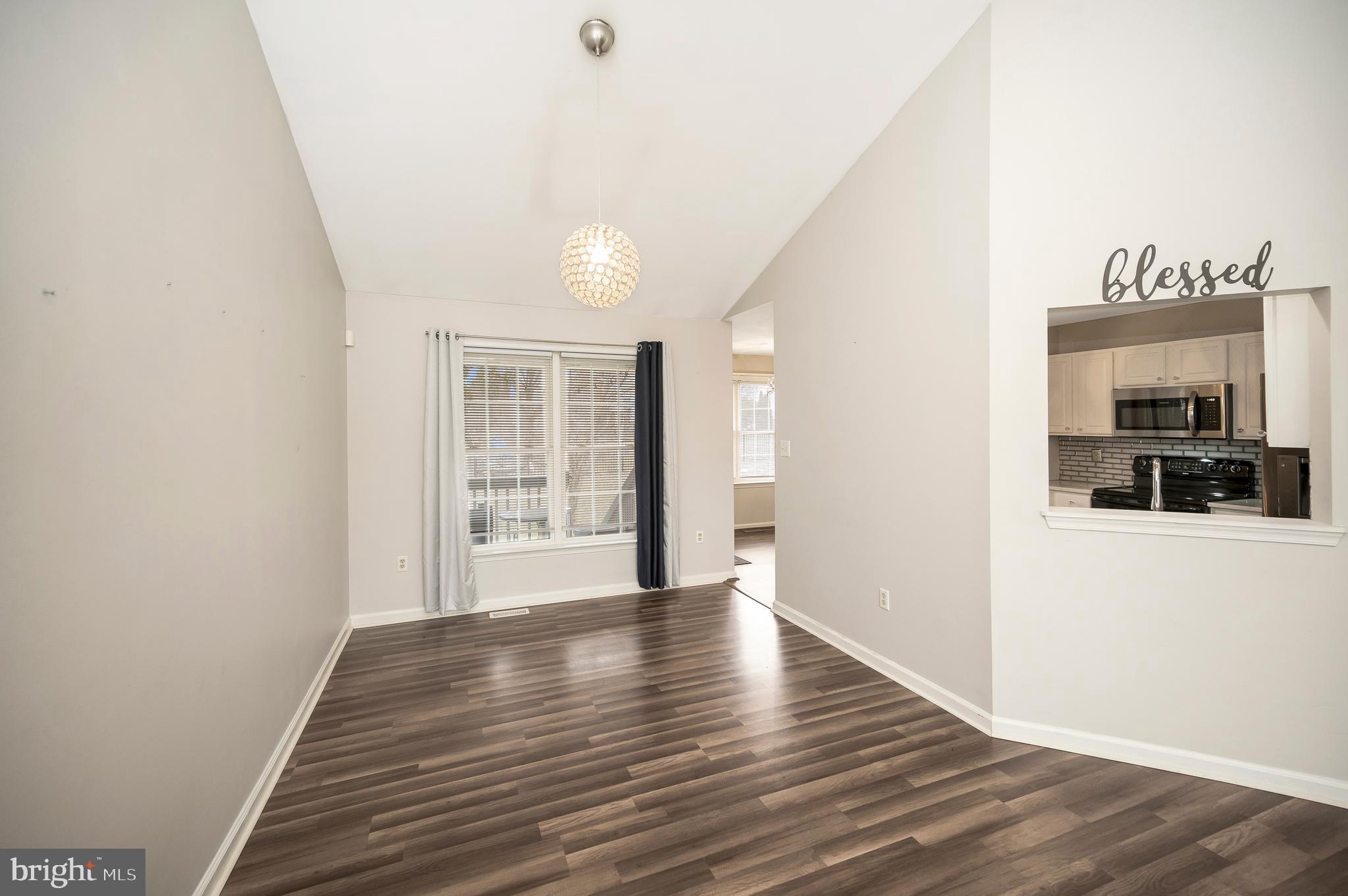 LEE'S HILL - Residential