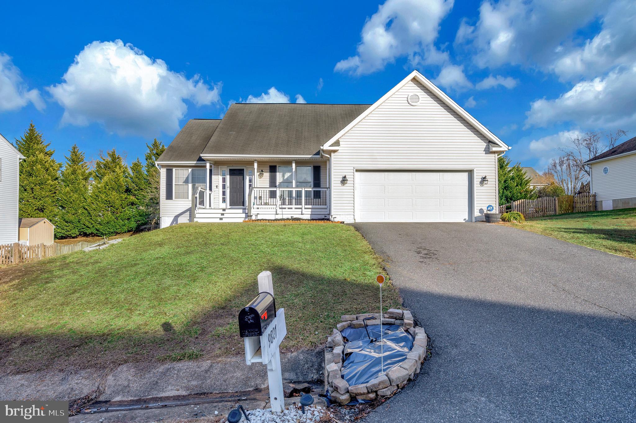 LEE'S HILL - Residential