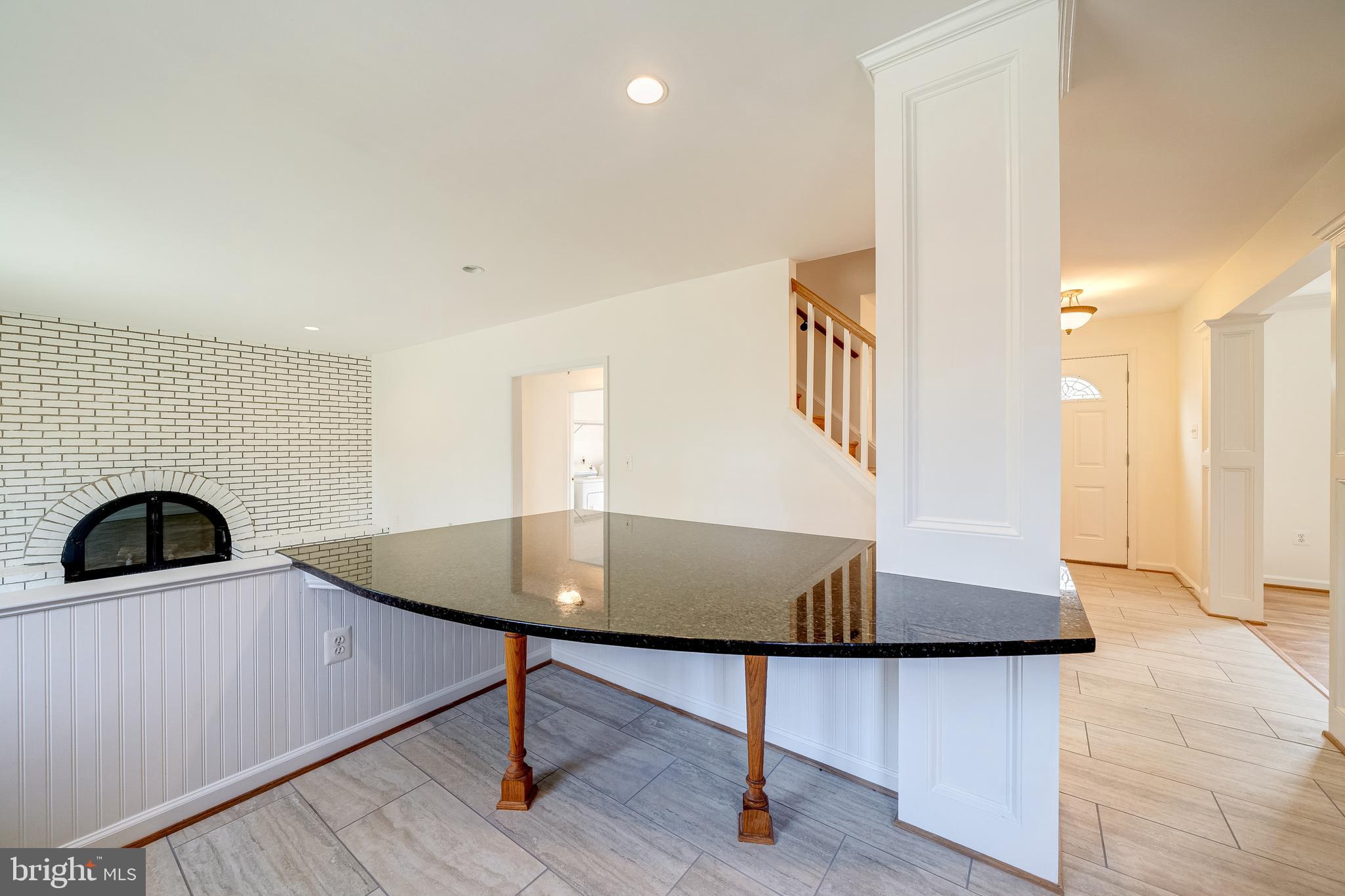 LAYHILL VIEW - Residential Lease