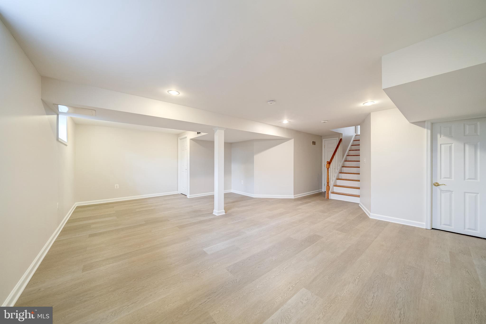 LAYHILL VIEW - Residential Lease