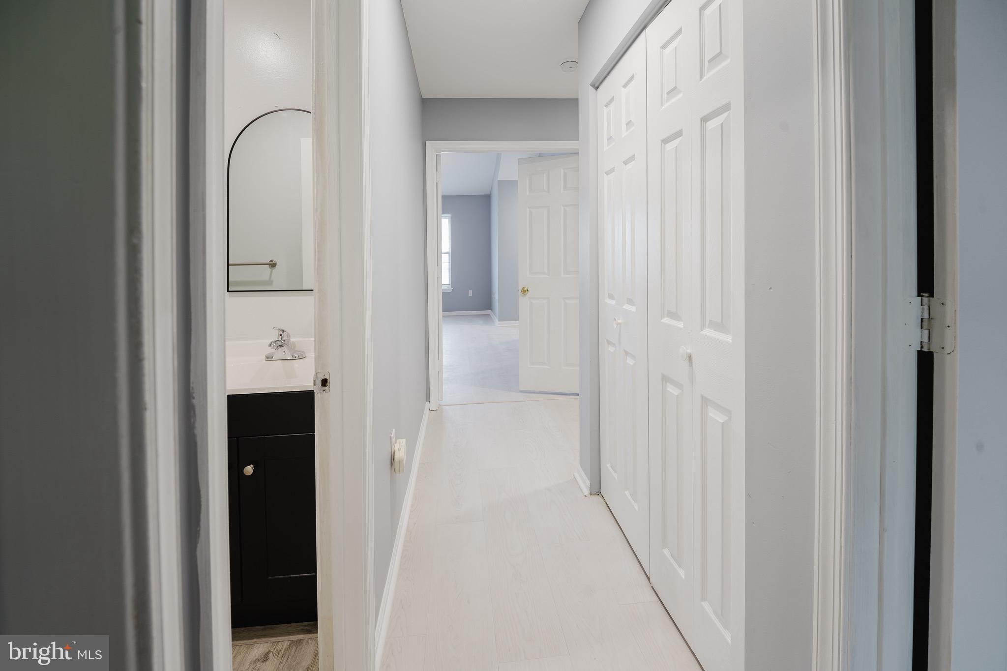 LAKESIDE AT RIVERS - Residential