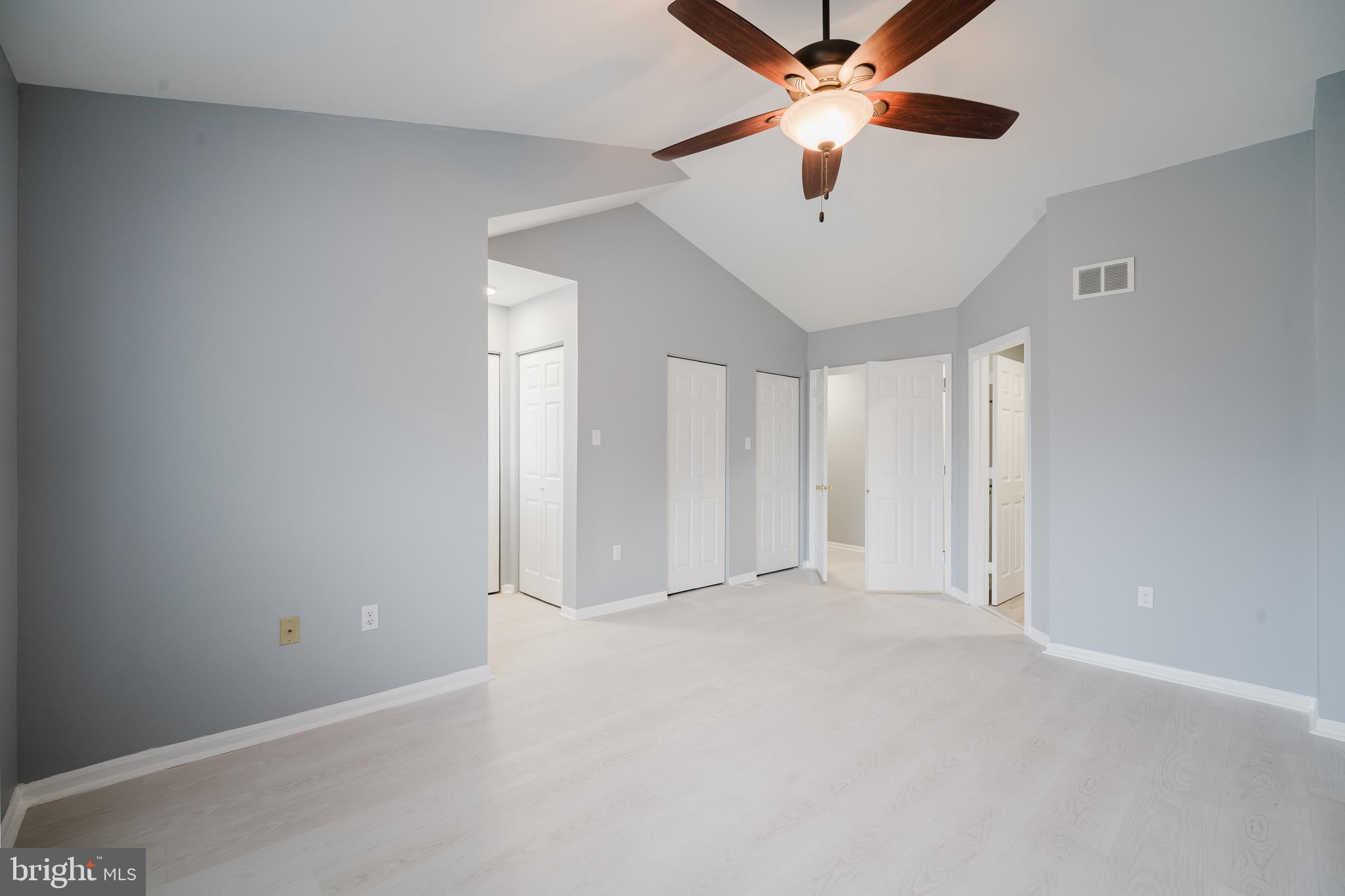 LAKESIDE AT RIVERS - Residential