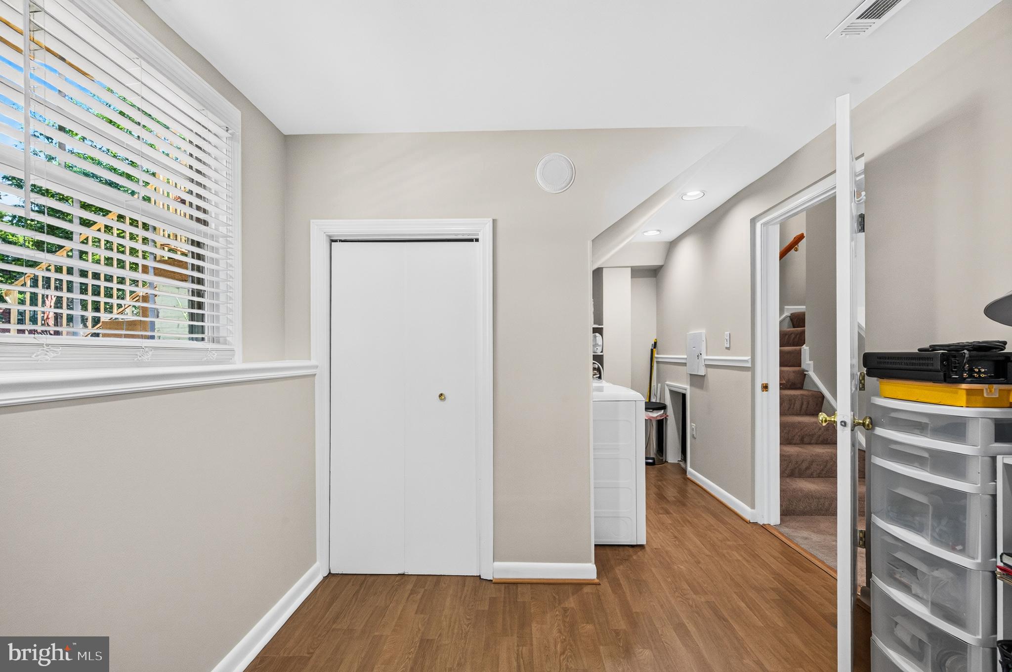JAPONICA - Residential