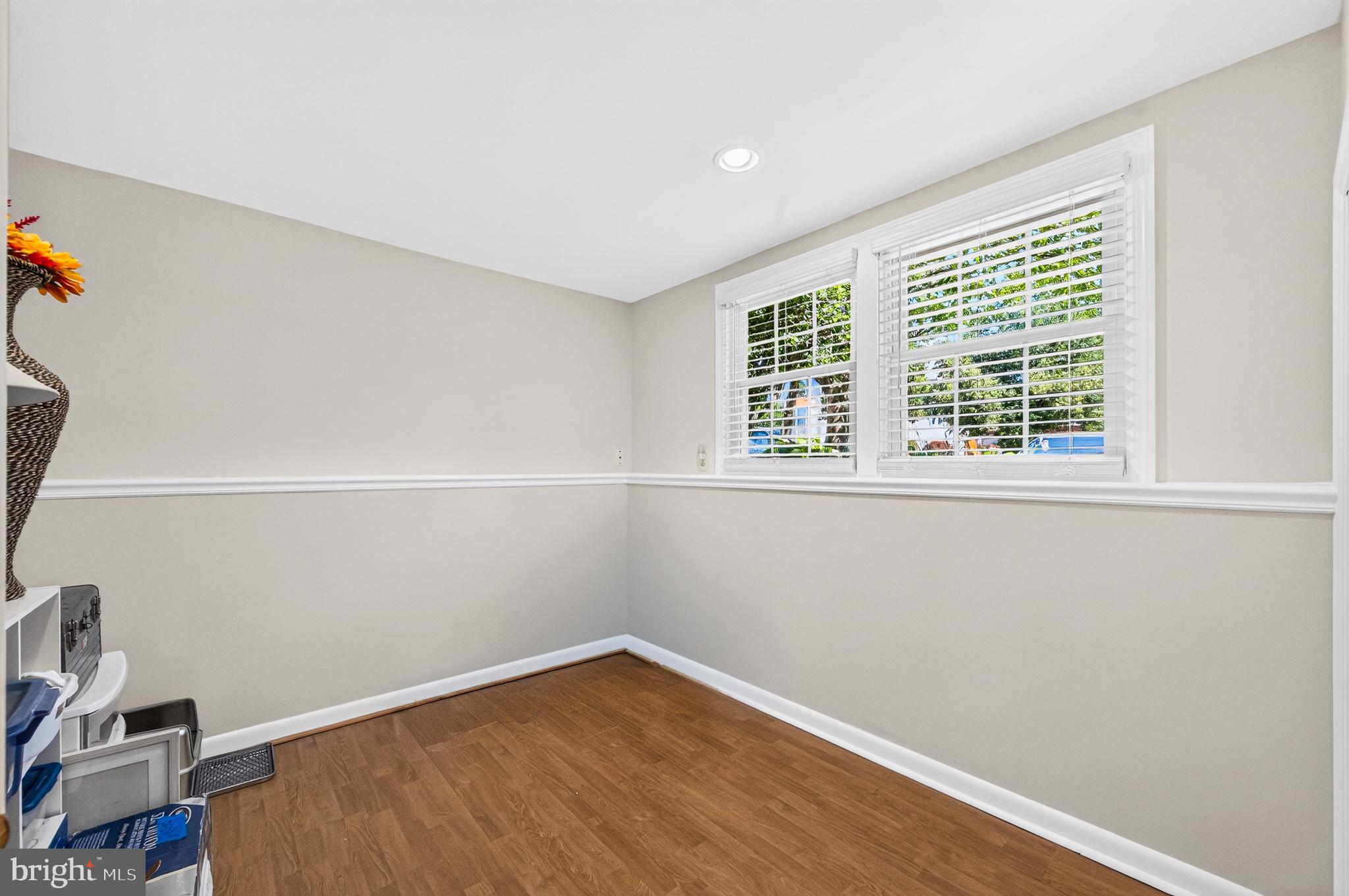 JAPONICA - Residential