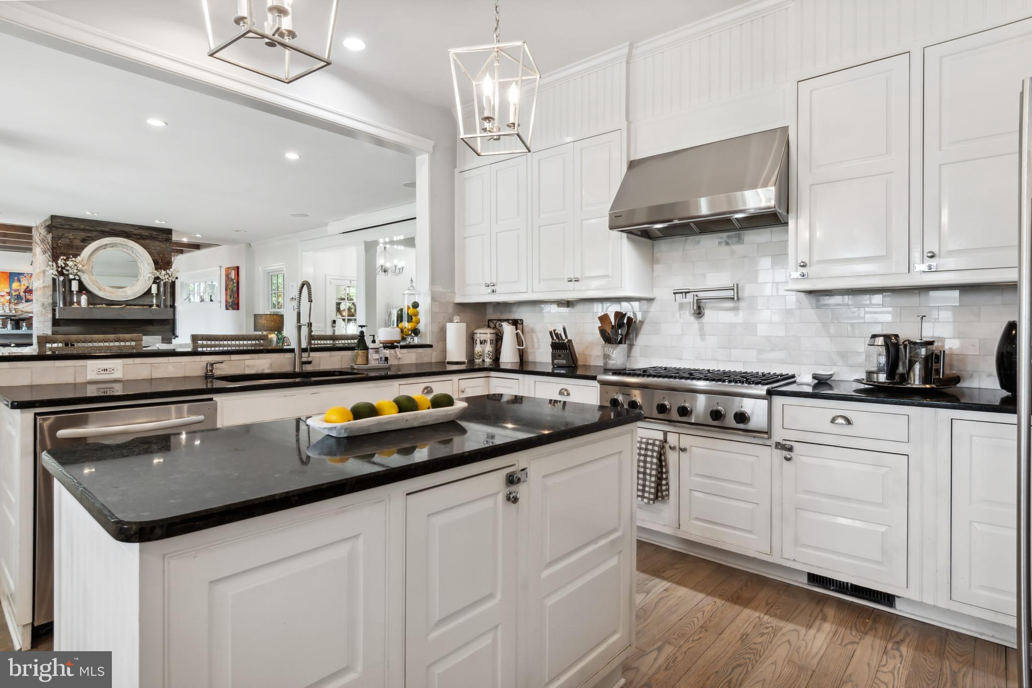 MOUNT PLEASANT - Residential