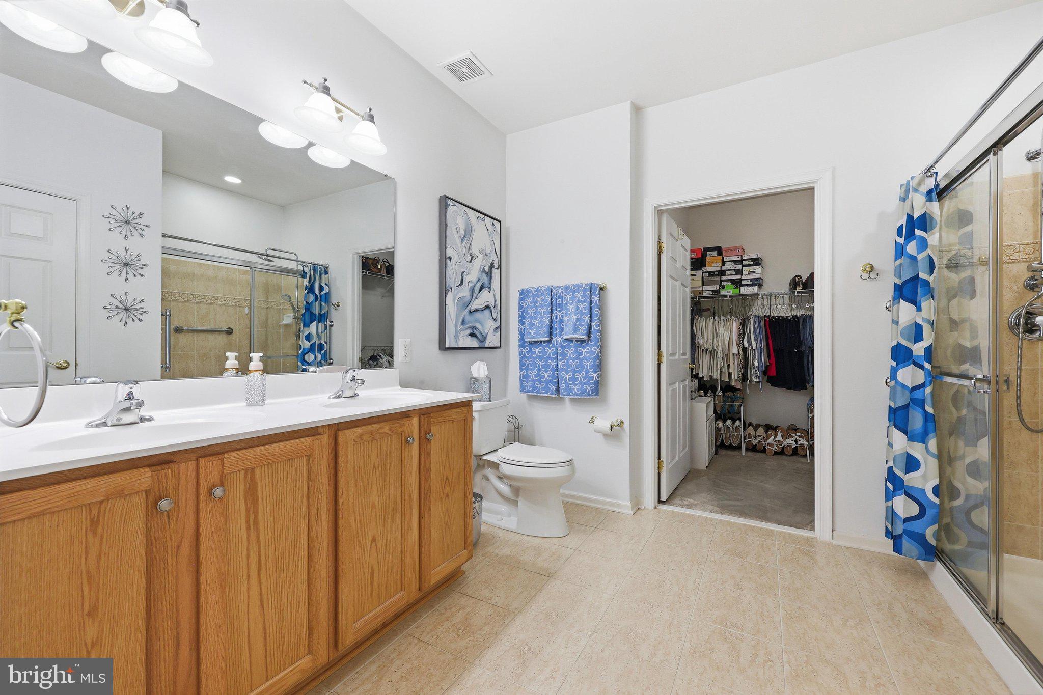SIGNATURE CLUB AT GREENVIEW - Residential