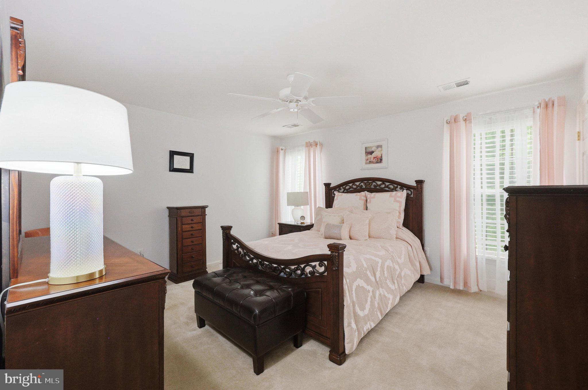 SIGNATURE CLUB AT GREENVIEW - Residential