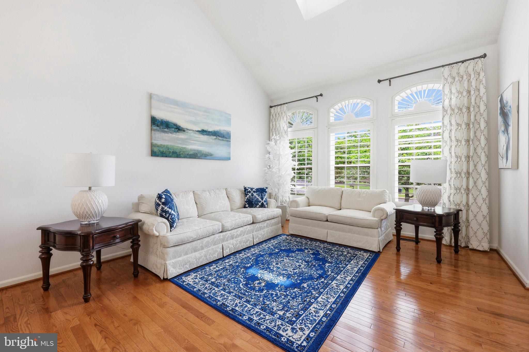 SIGNATURE CLUB AT GREENVIEW - Residential
