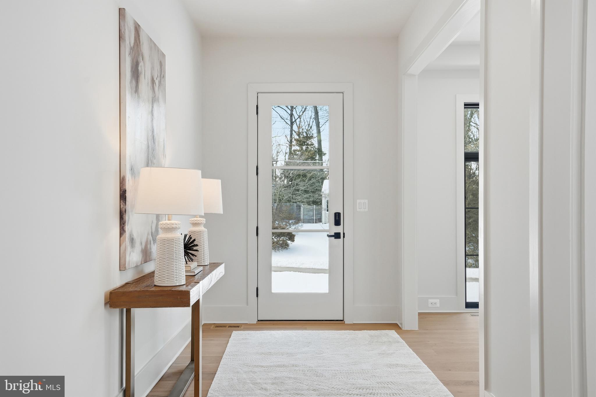 WESTHAMPTON - Residential