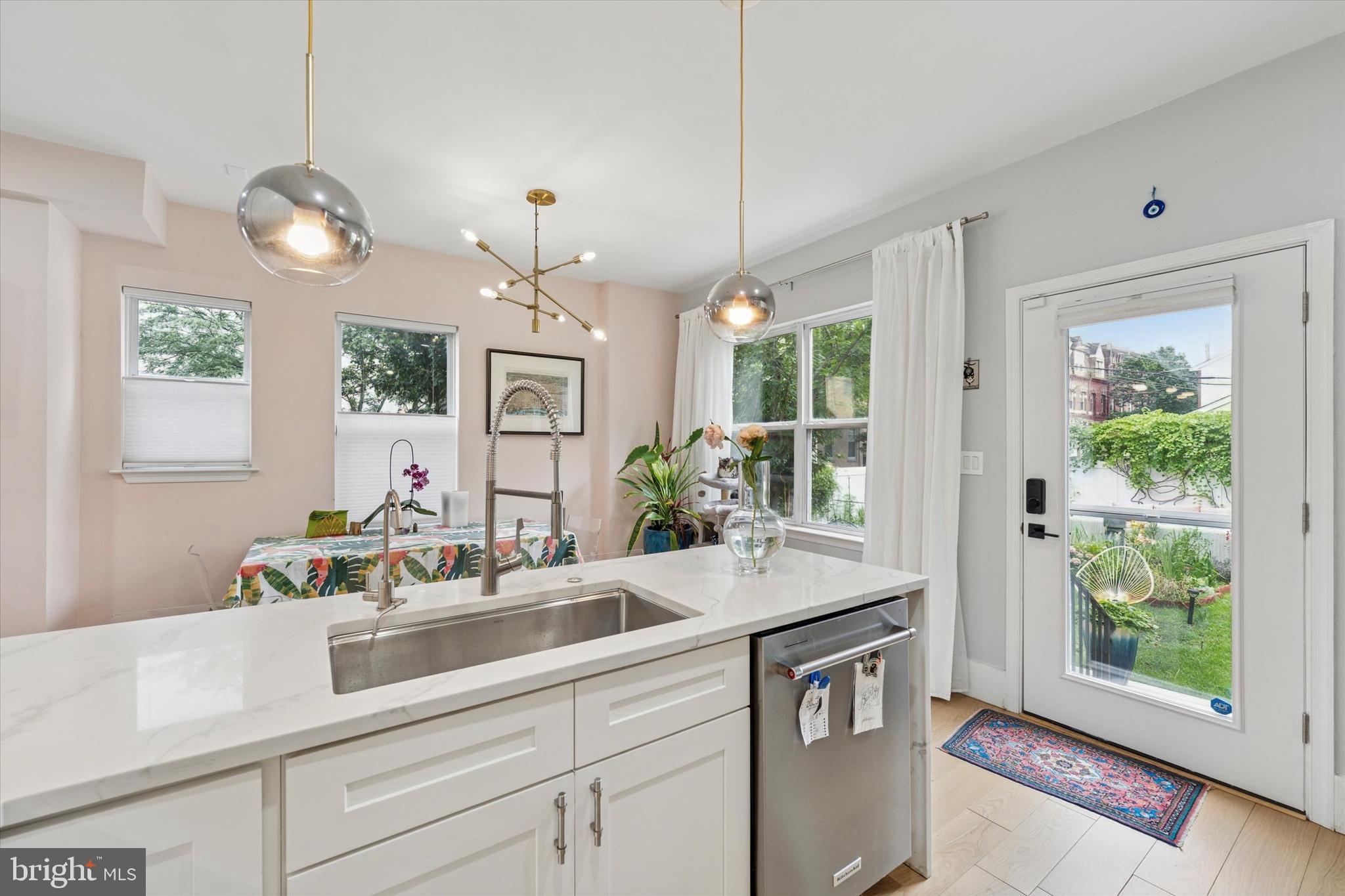 SHARSWOOD - Residential