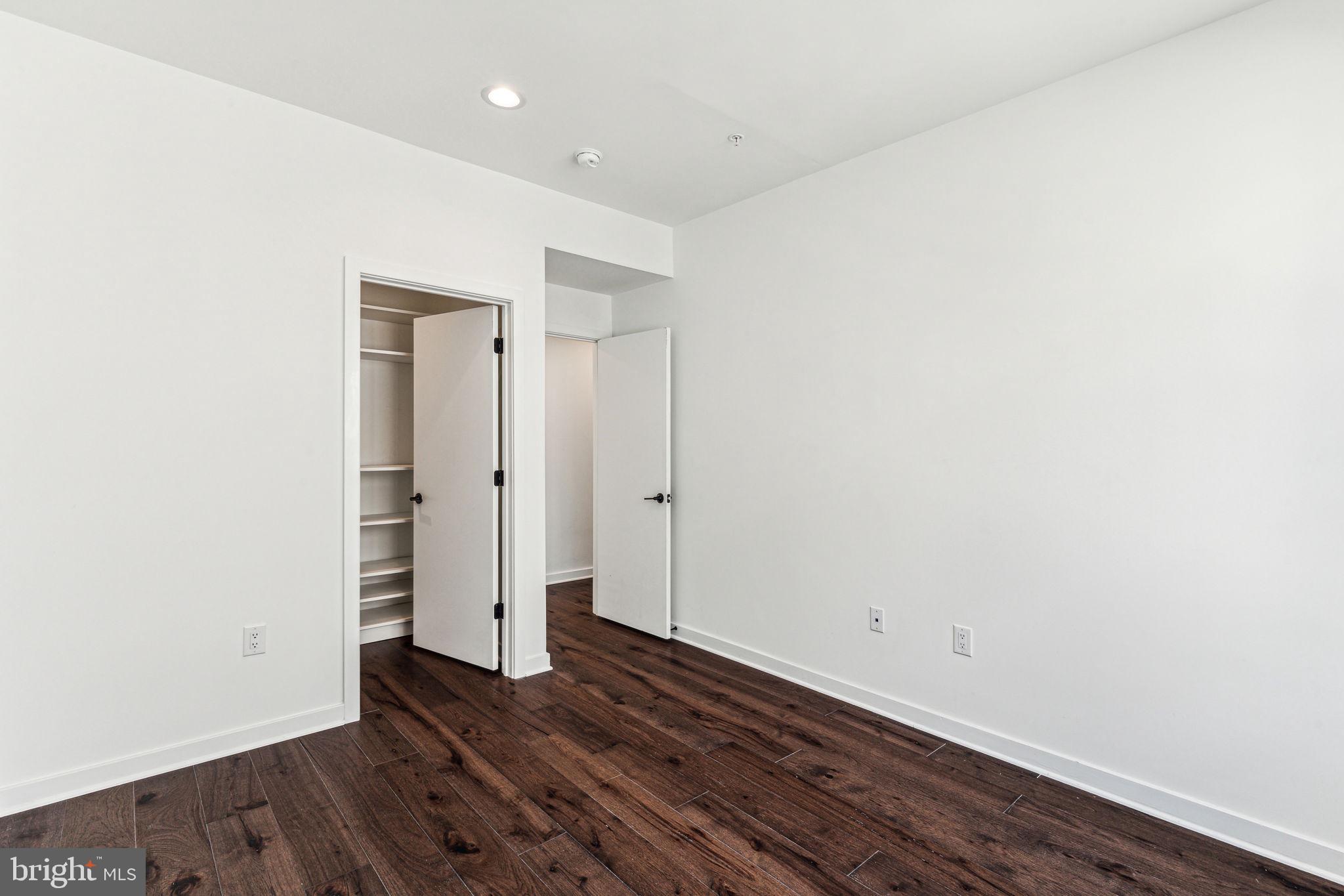 NORTHBANK - Residential