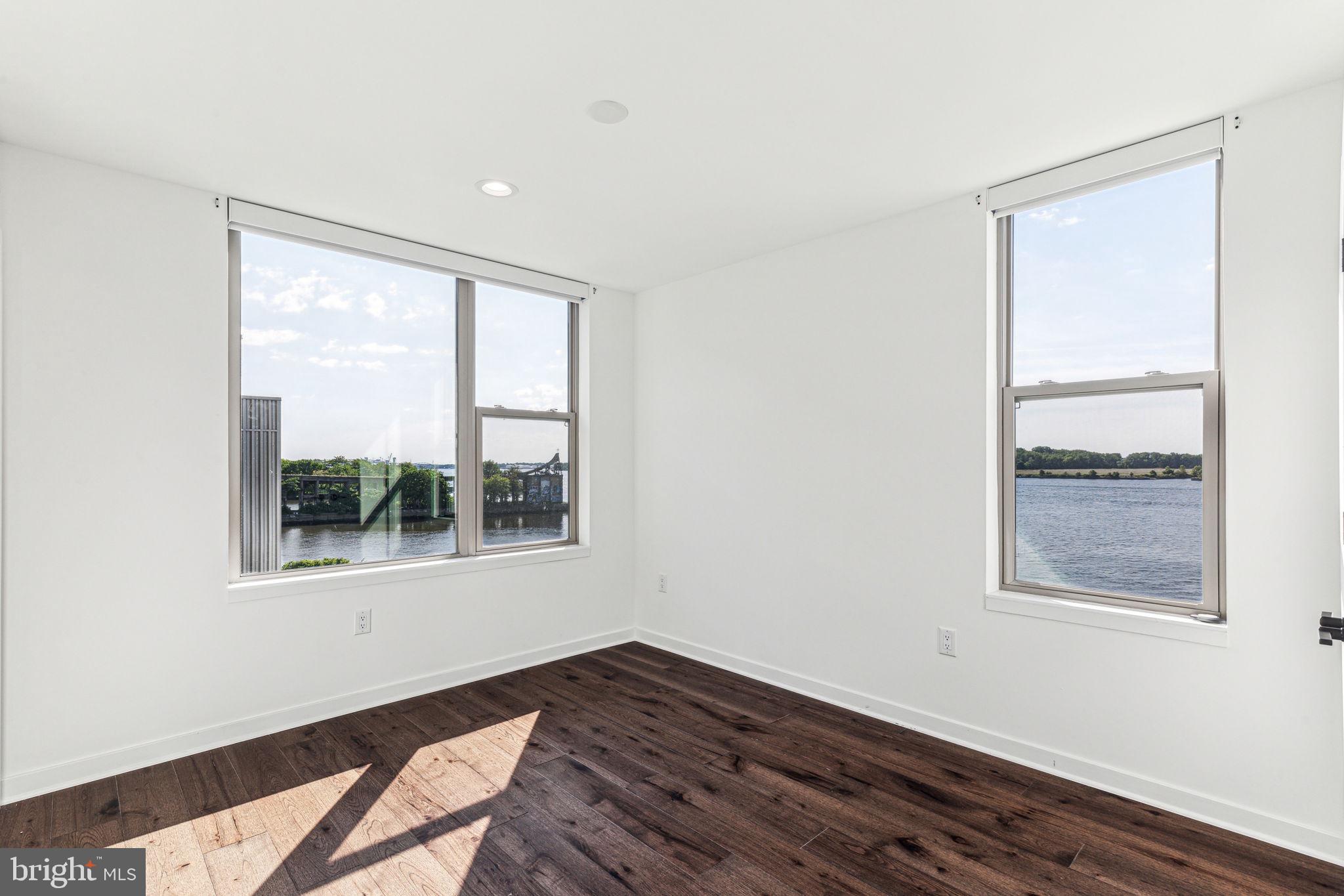 NORTHBANK - Residential