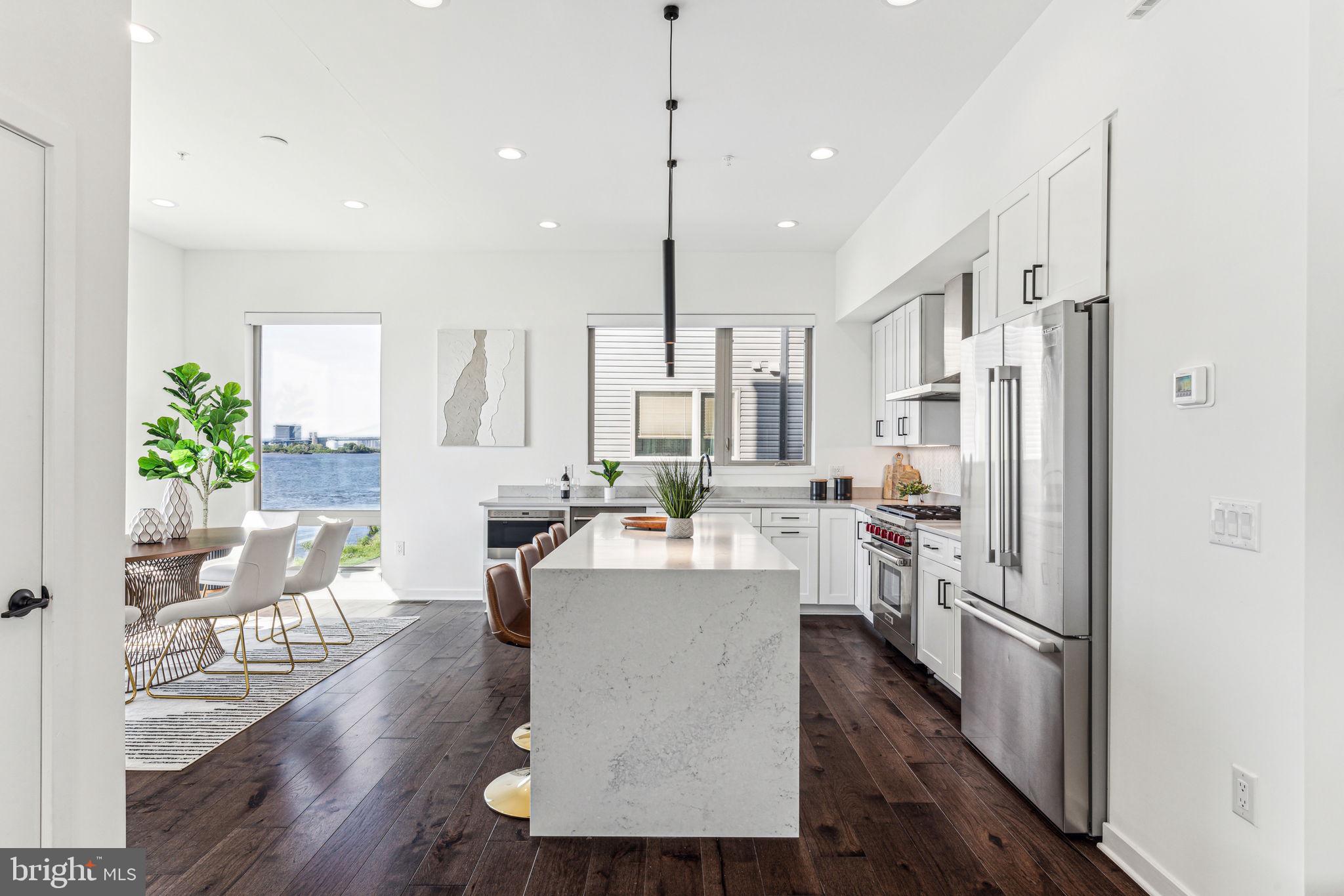 NORTHBANK - Residential
