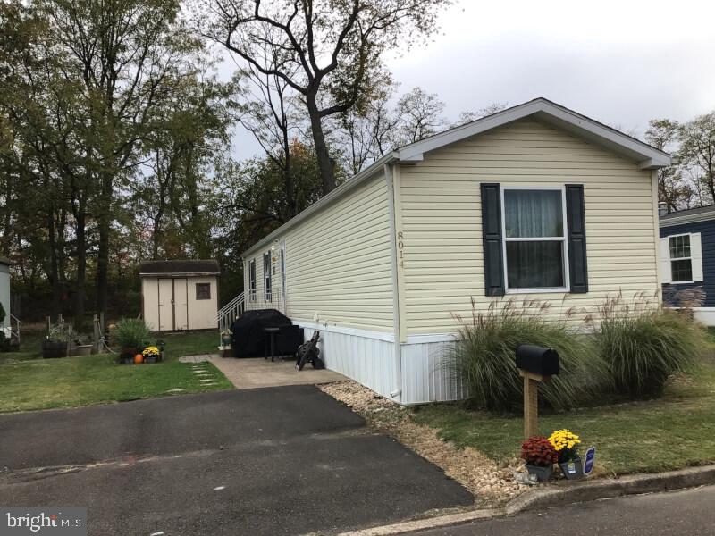 PENNWOOD CROSSING - Residential