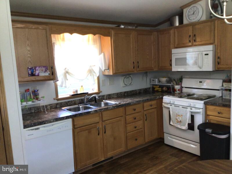 PENNWOOD CROSSING - Residential