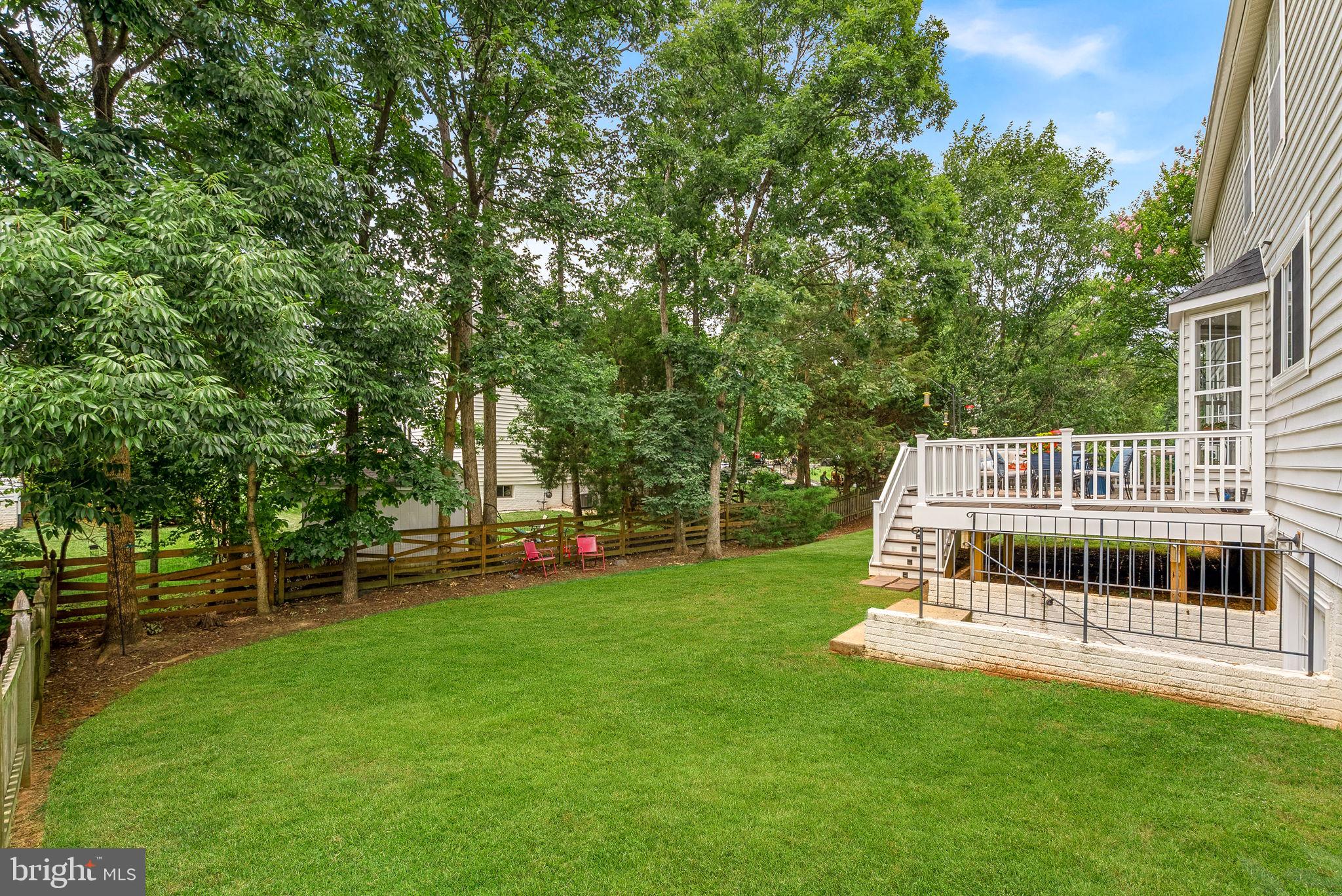 BROADLANDS - Residential