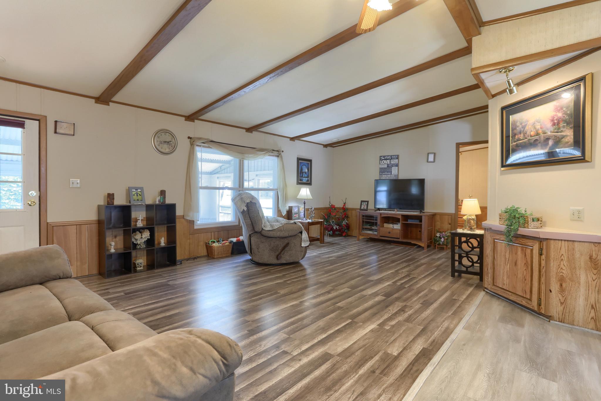 NORTHCREST ACRES - Residential