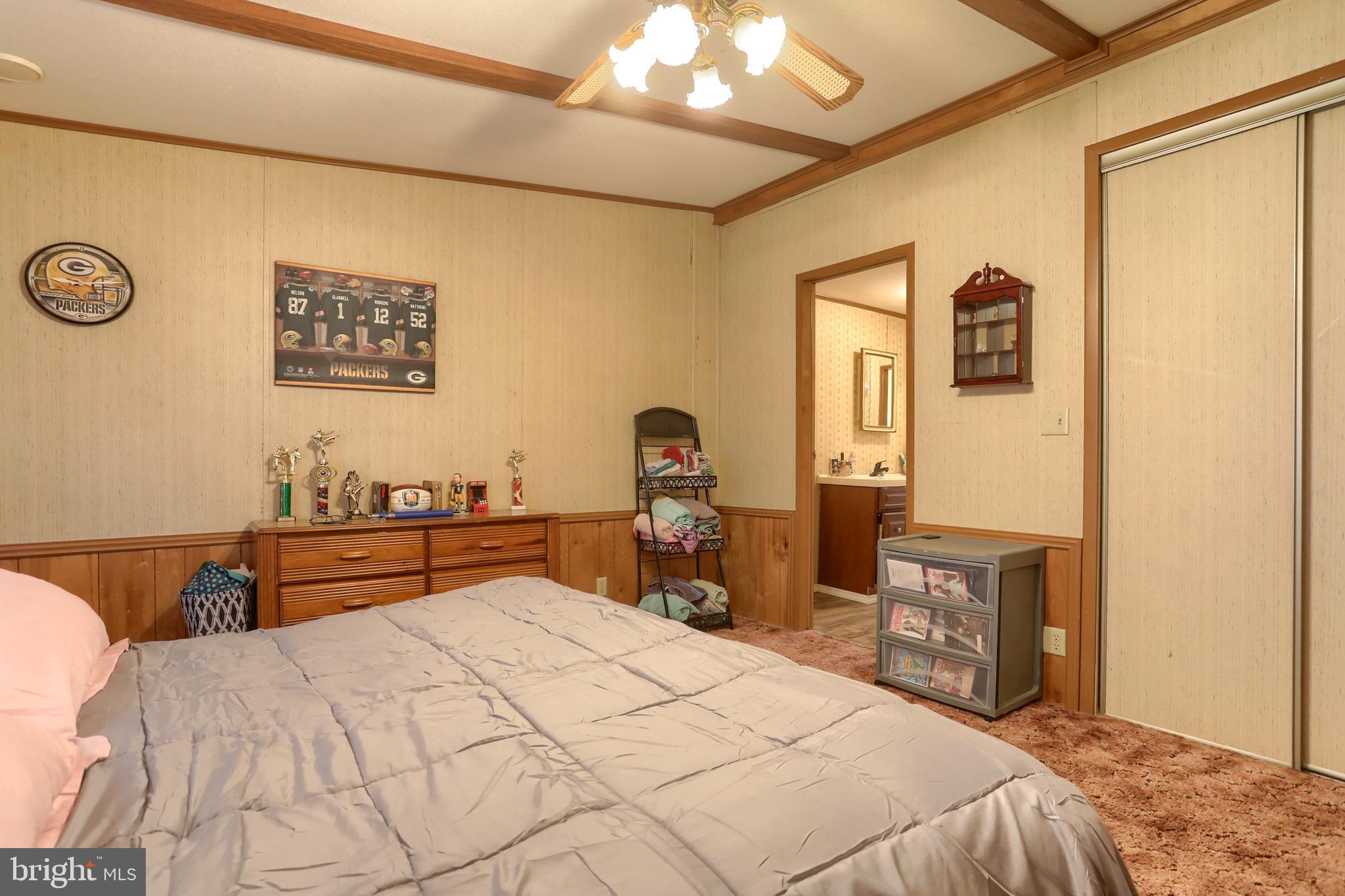 NORTHCREST ACRES - Residential
