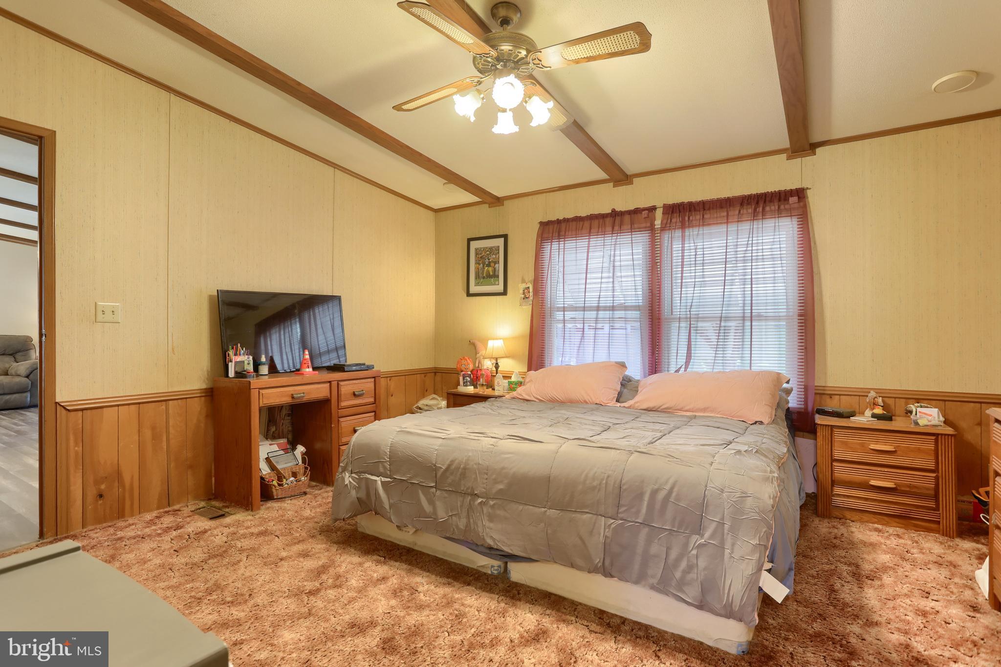 NORTHCREST ACRES - Residential