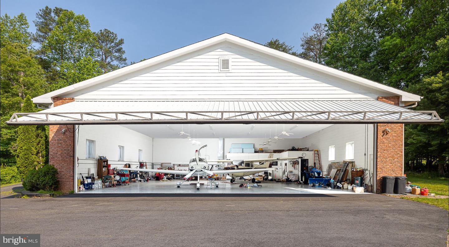 DOGWOOD AIR PARK - Residential