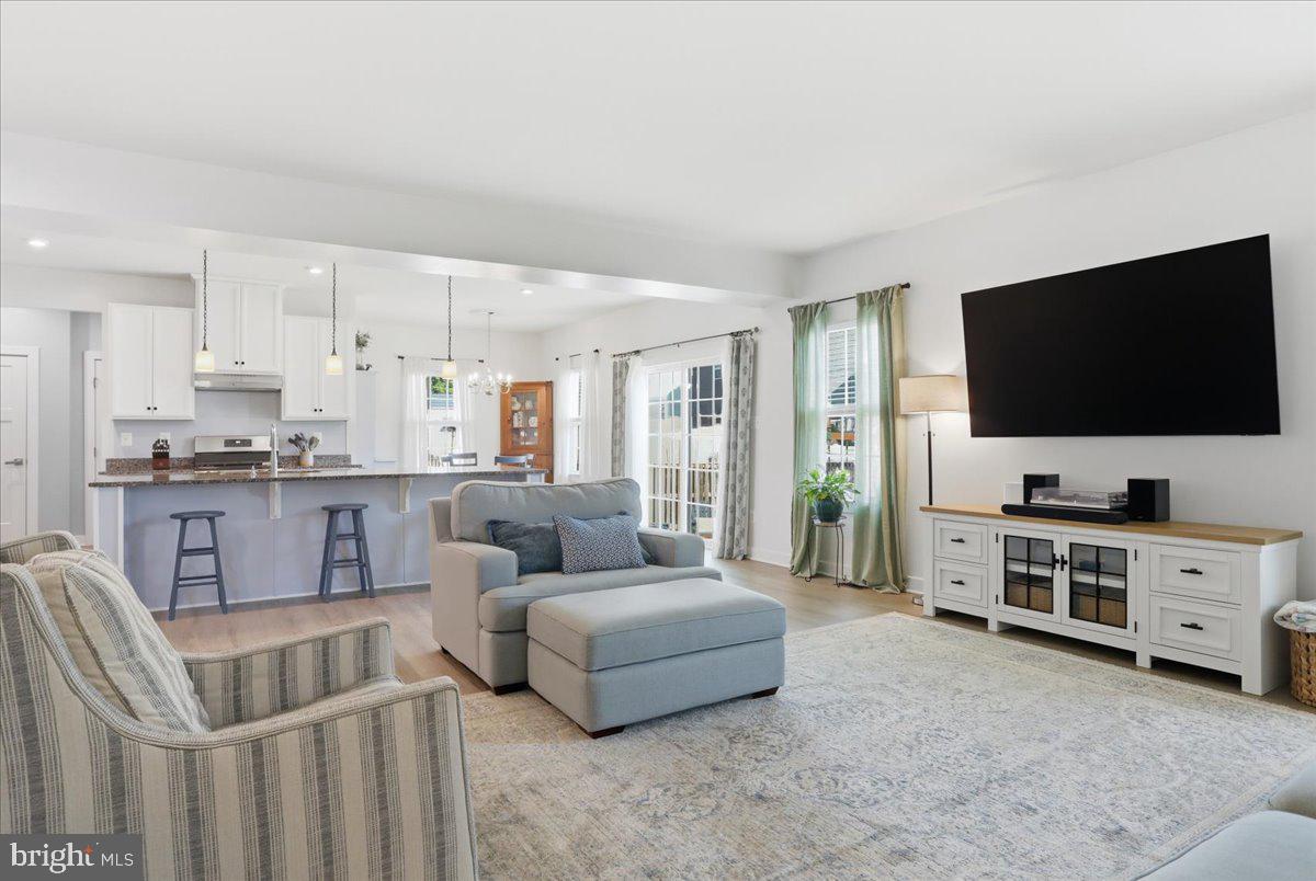 THE LAKES AT MARTINSBURG - Residential