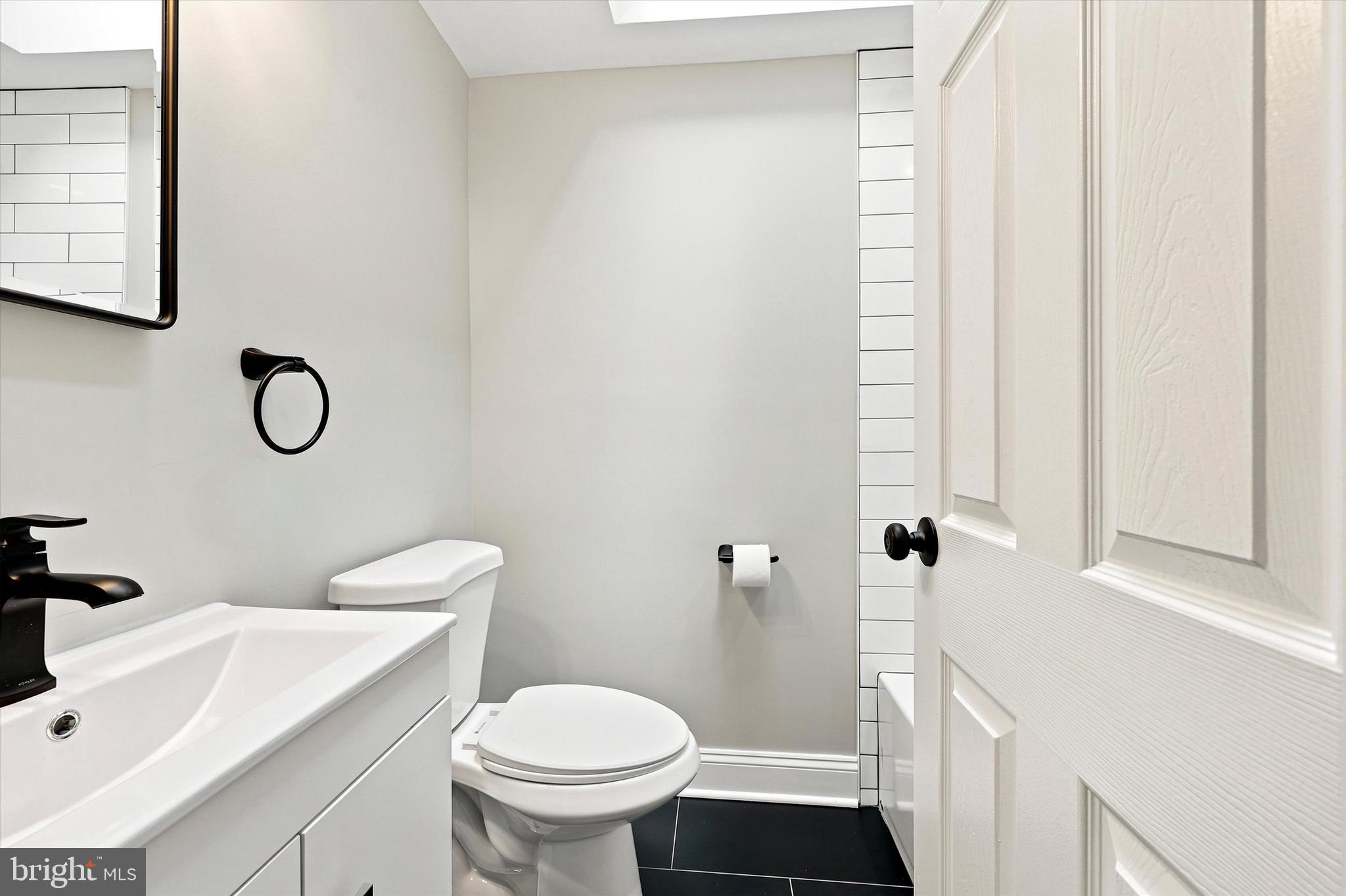 CLIFTON HEIGHTS - Residential