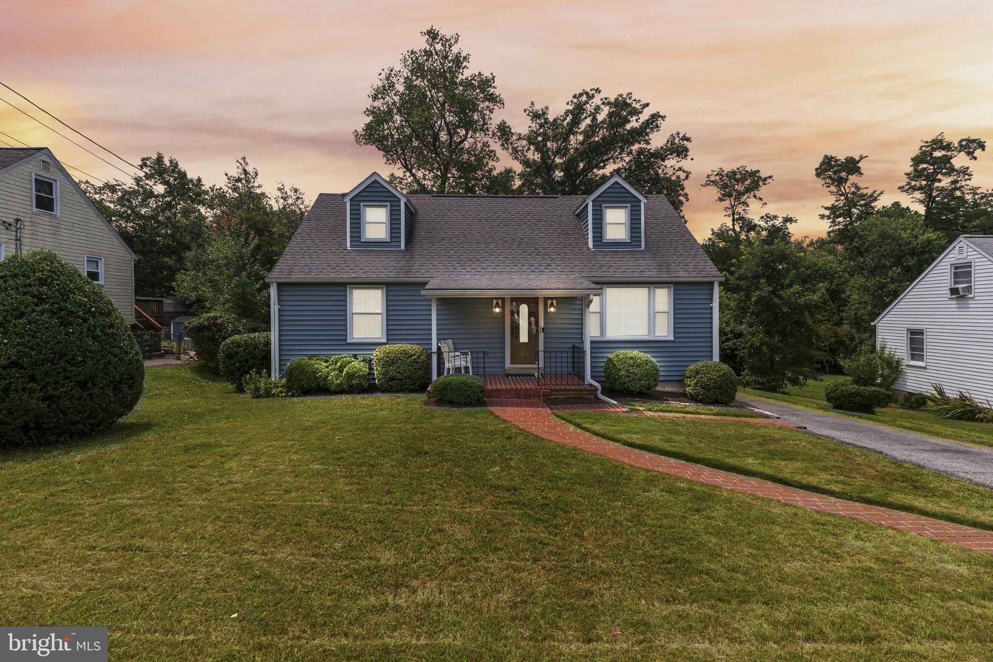 WHITE OAKS - Residential
