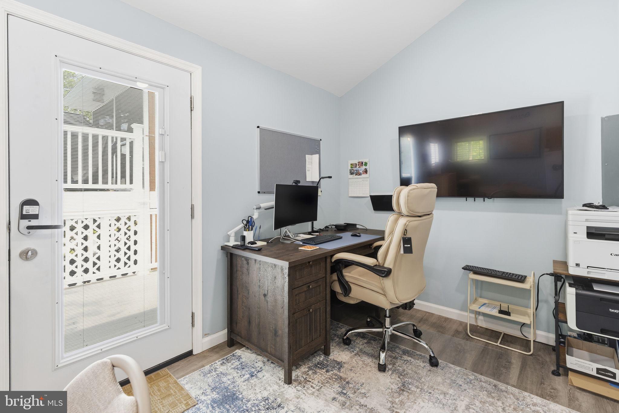 WHITE OAKS - Residential