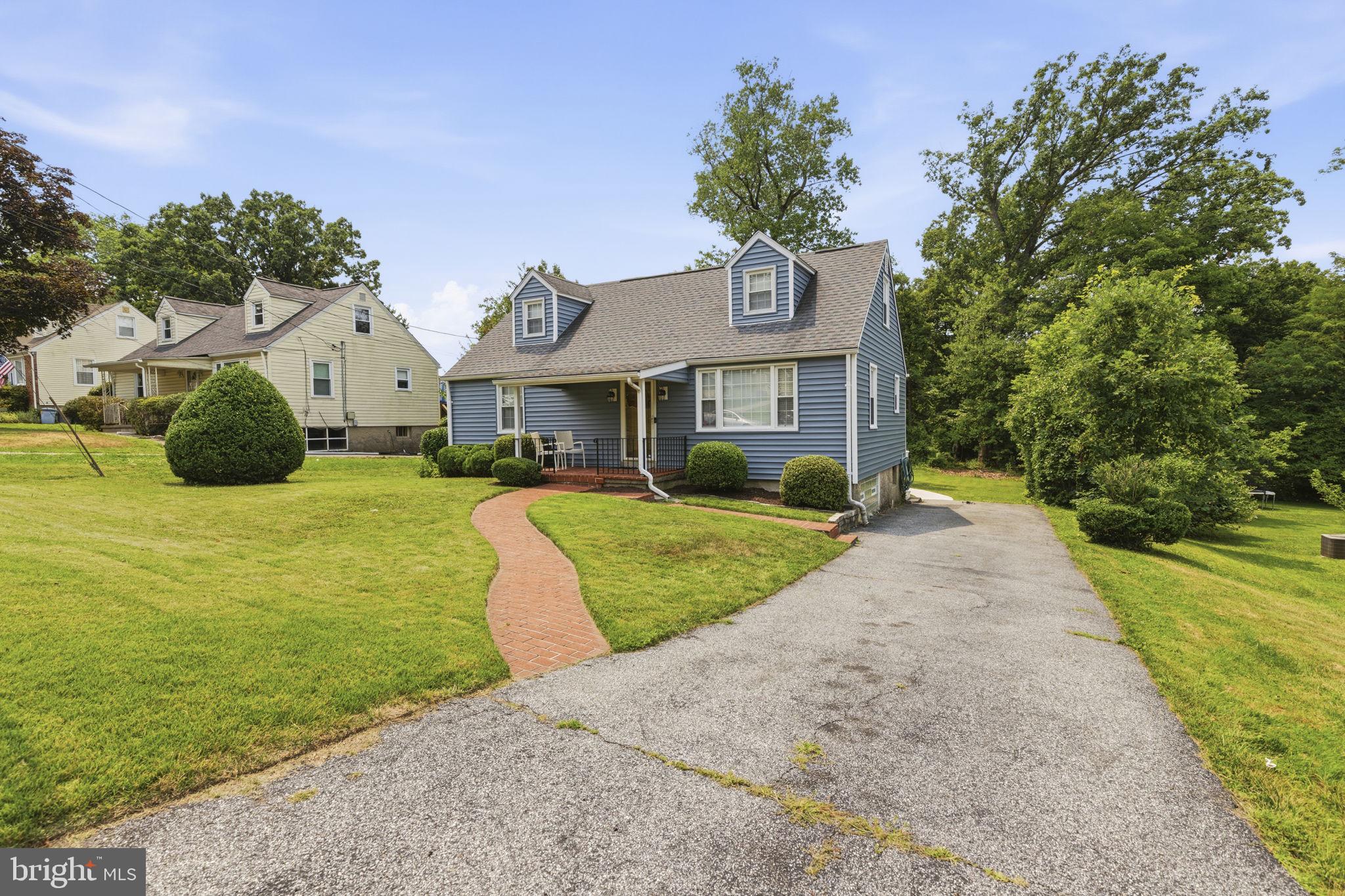 WHITE OAKS - Residential