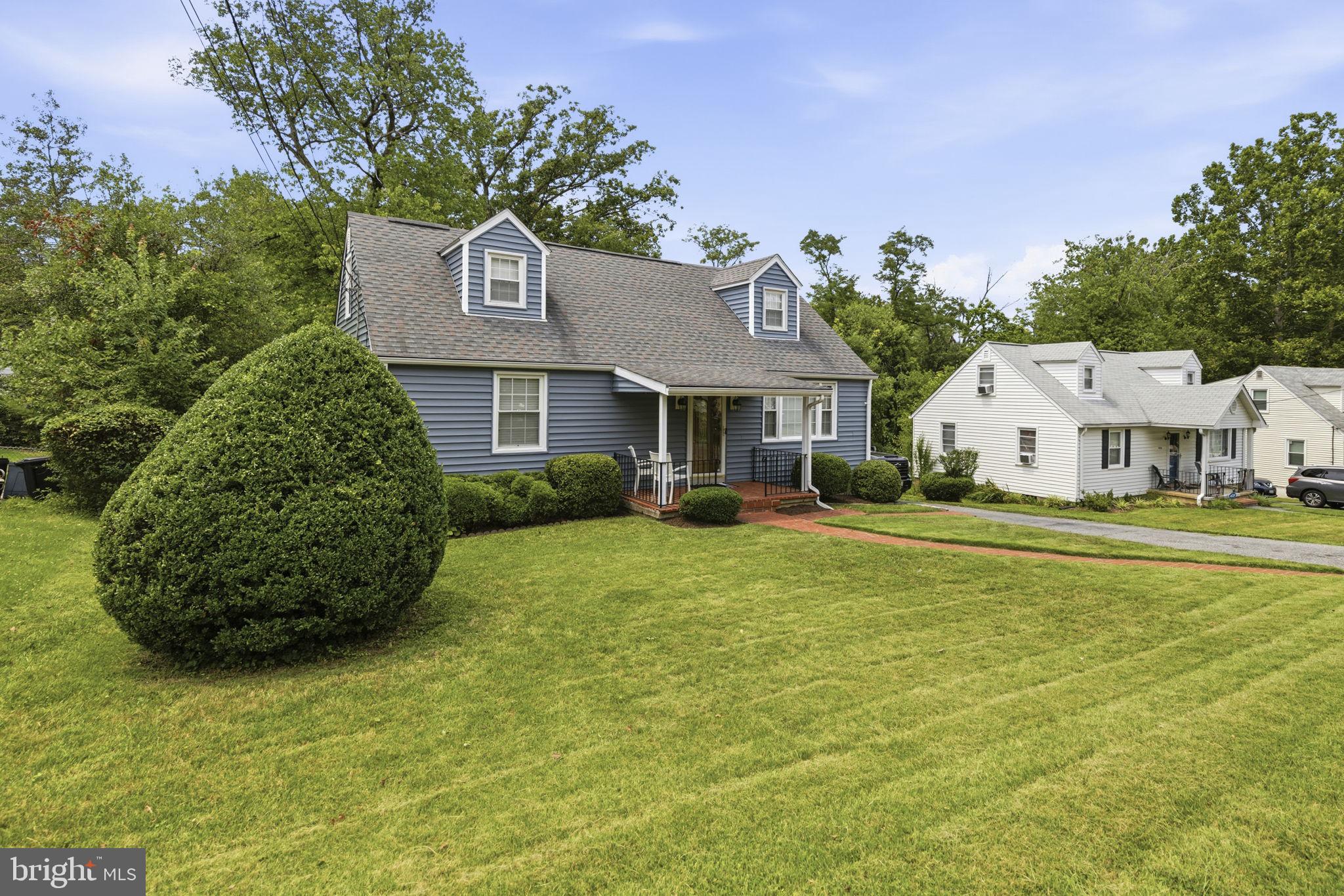 WHITE OAKS - Residential