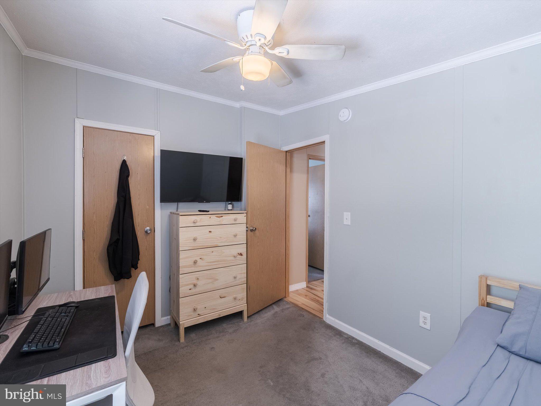 VALLEY FORGE CROSSIN - Residential