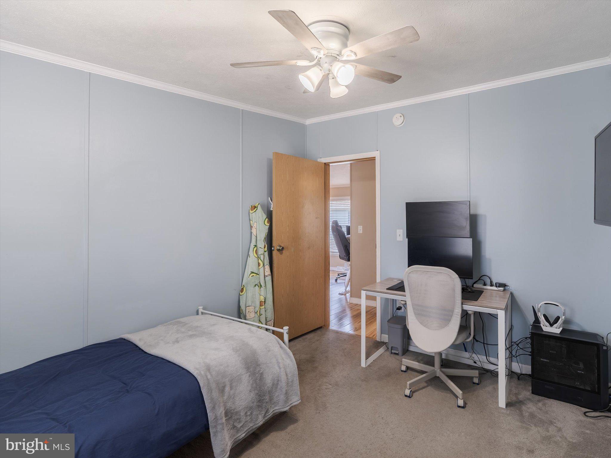 VALLEY FORGE CROSSIN - Residential
