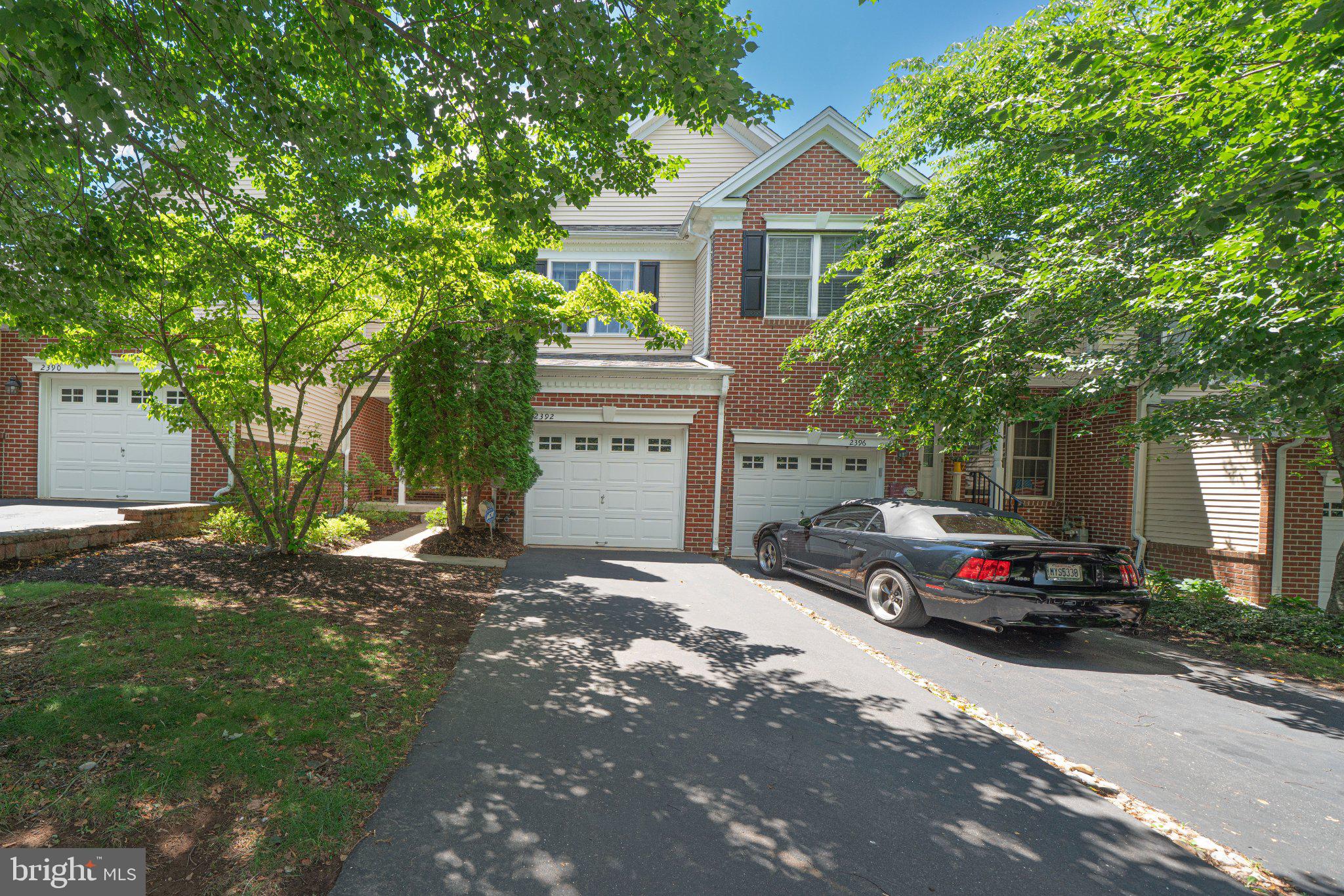 ARBOR POINT - Residential