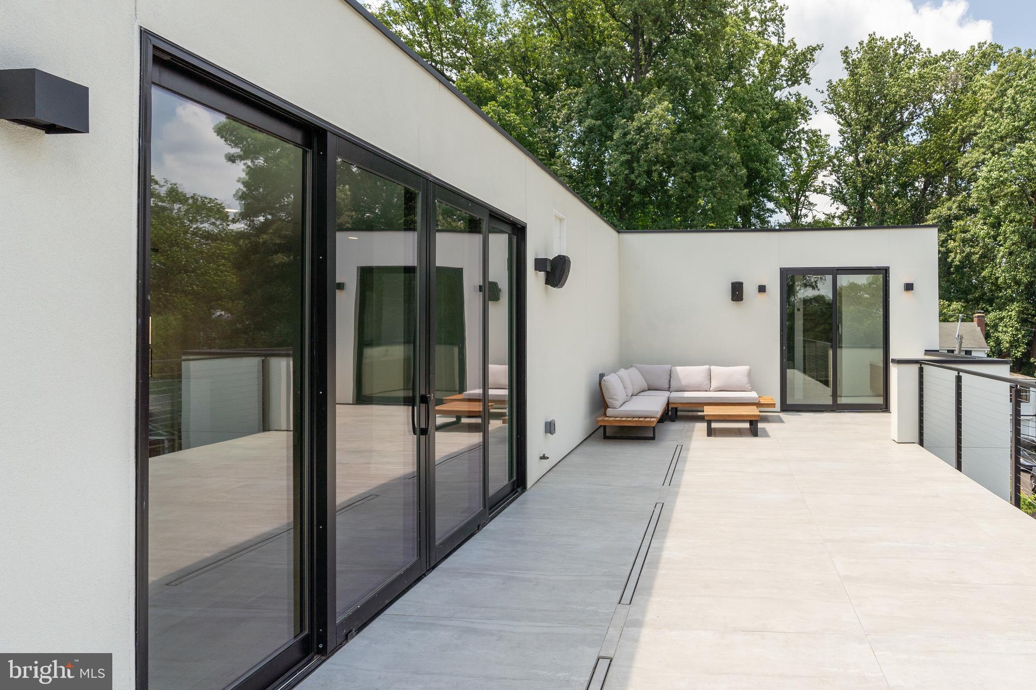 MAPLEWOOD - Residential