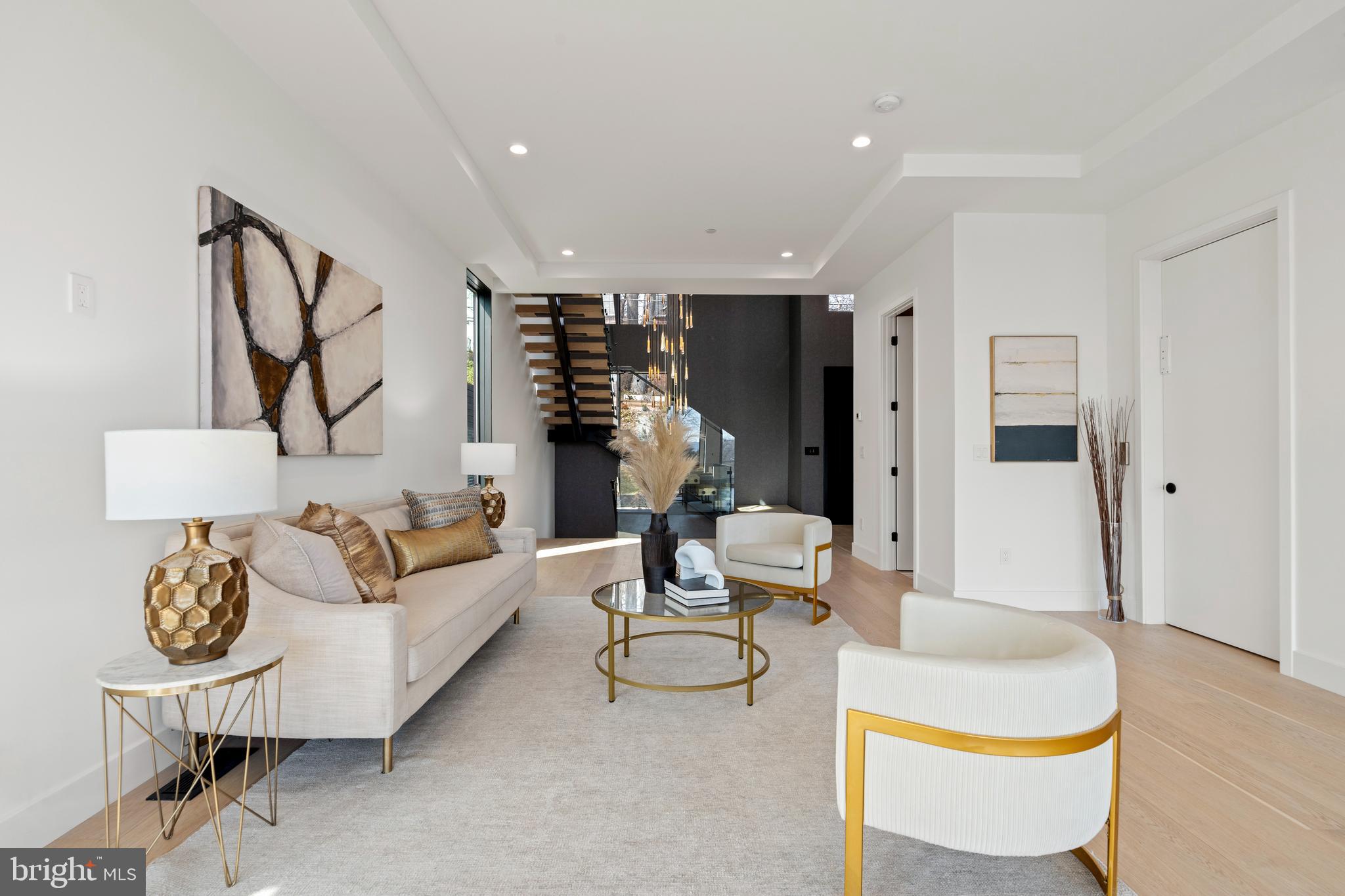 MAPLEWOOD - Residential