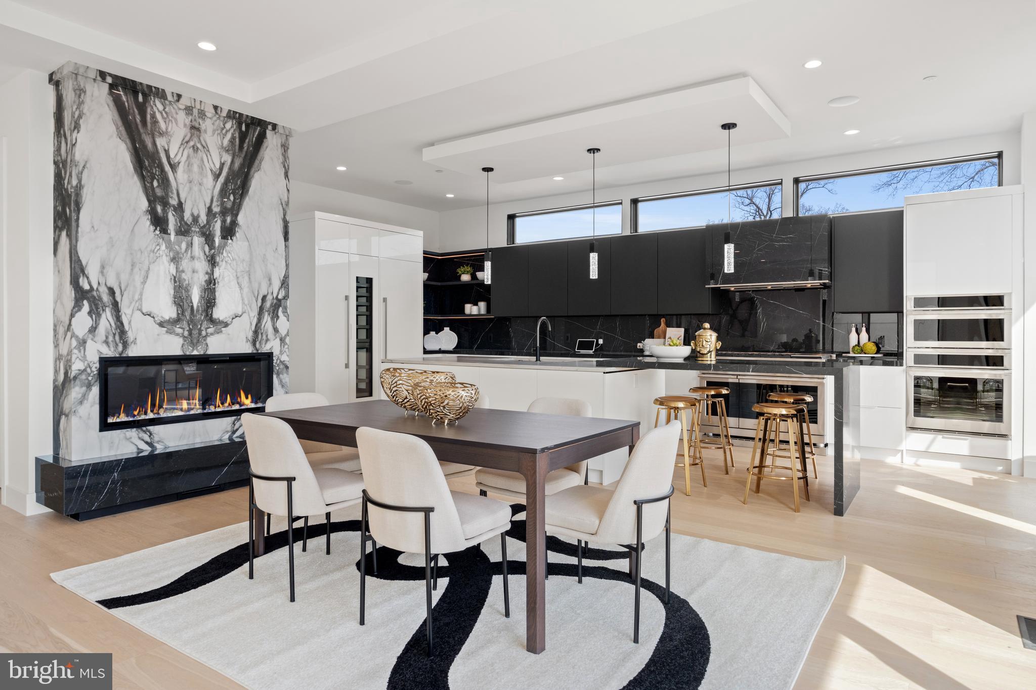 MAPLEWOOD - Residential