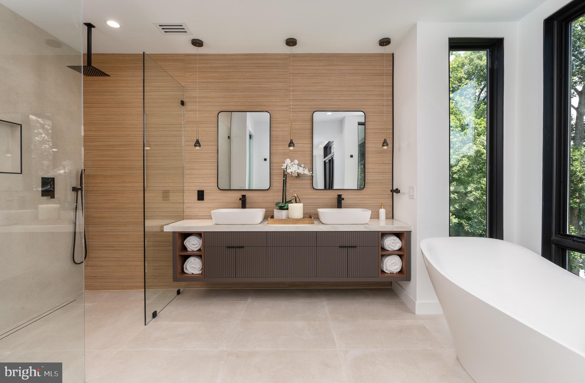 MAPLEWOOD - Residential