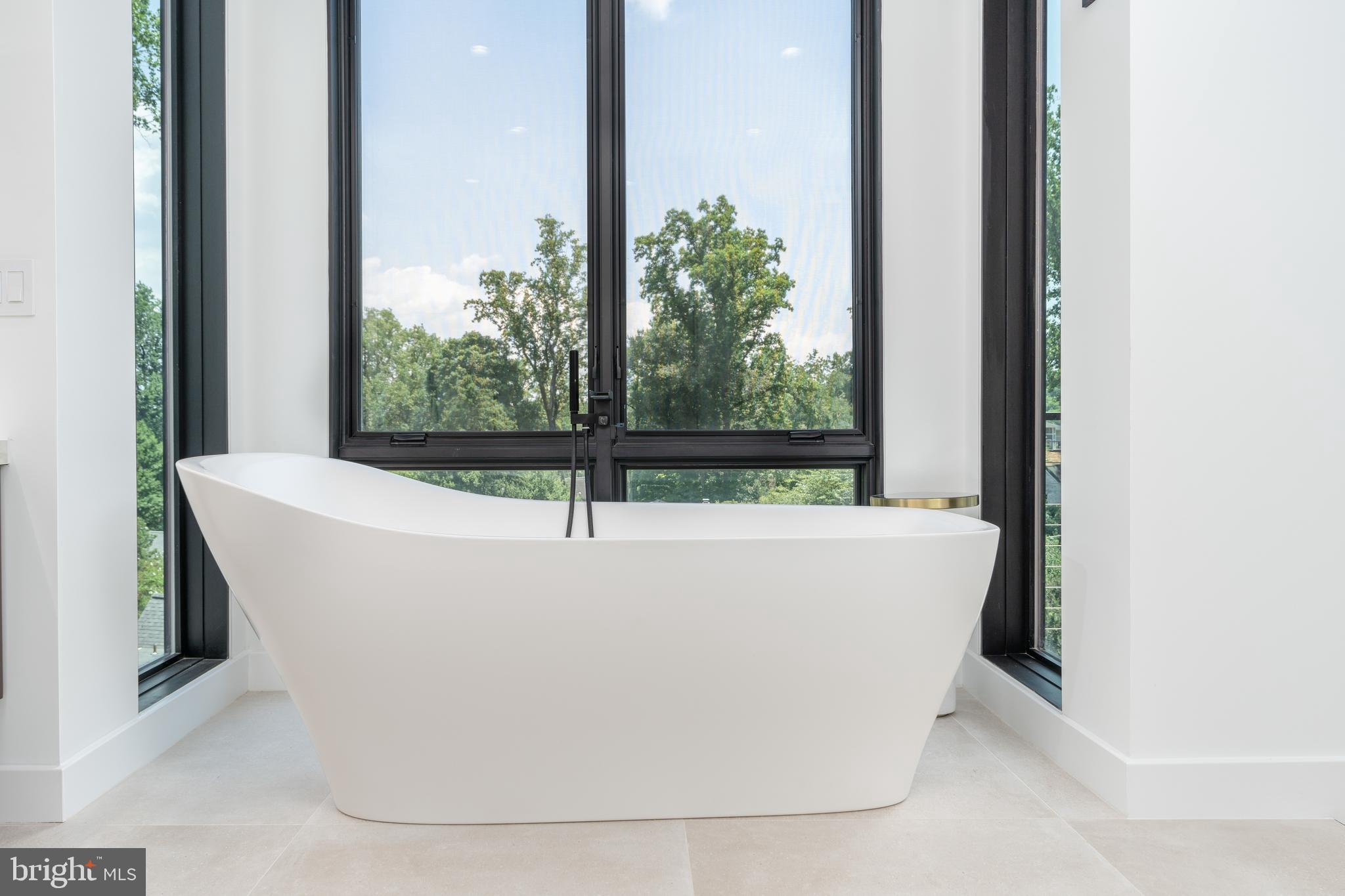 MAPLEWOOD - Residential