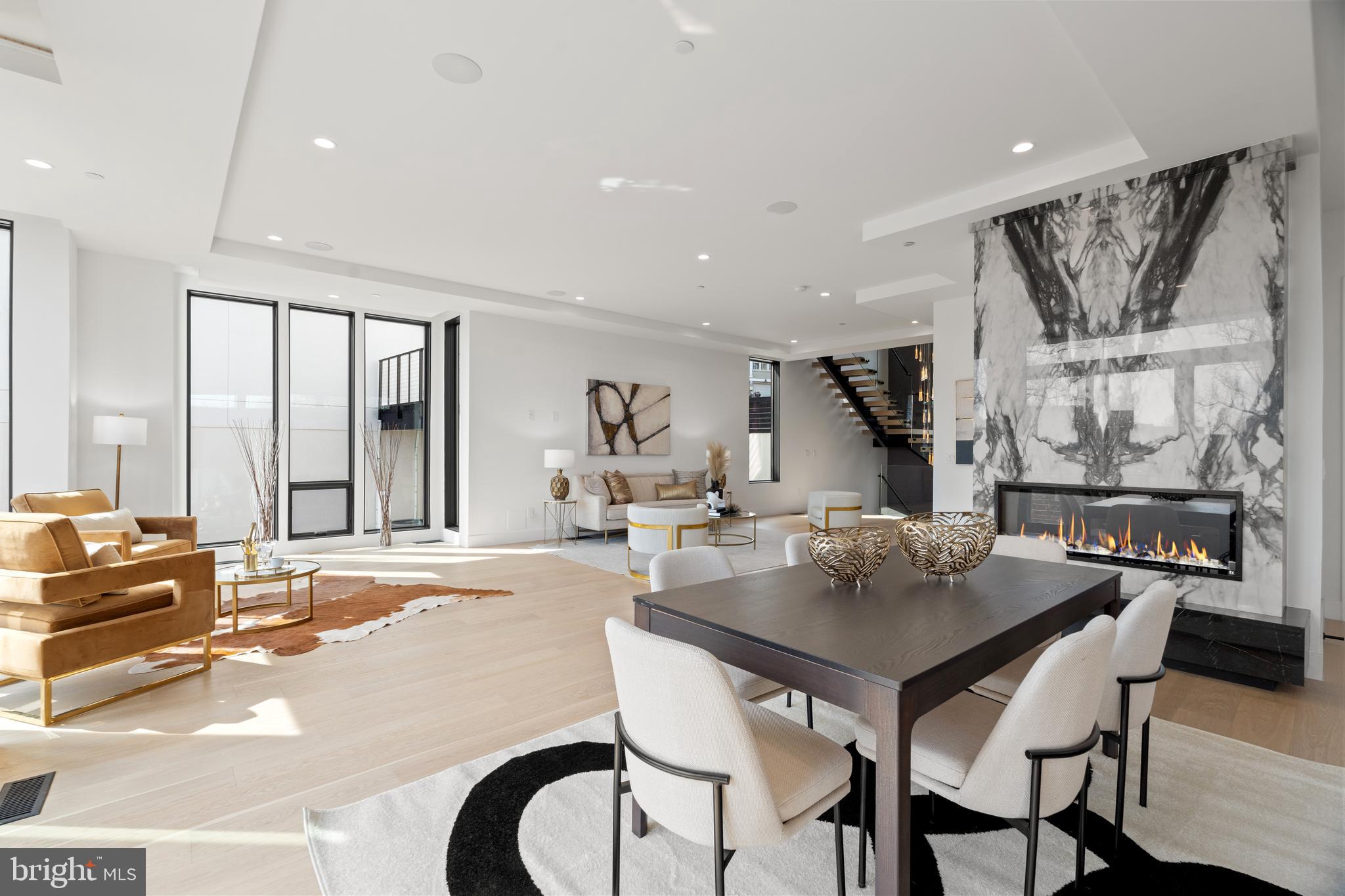 MAPLEWOOD - Residential