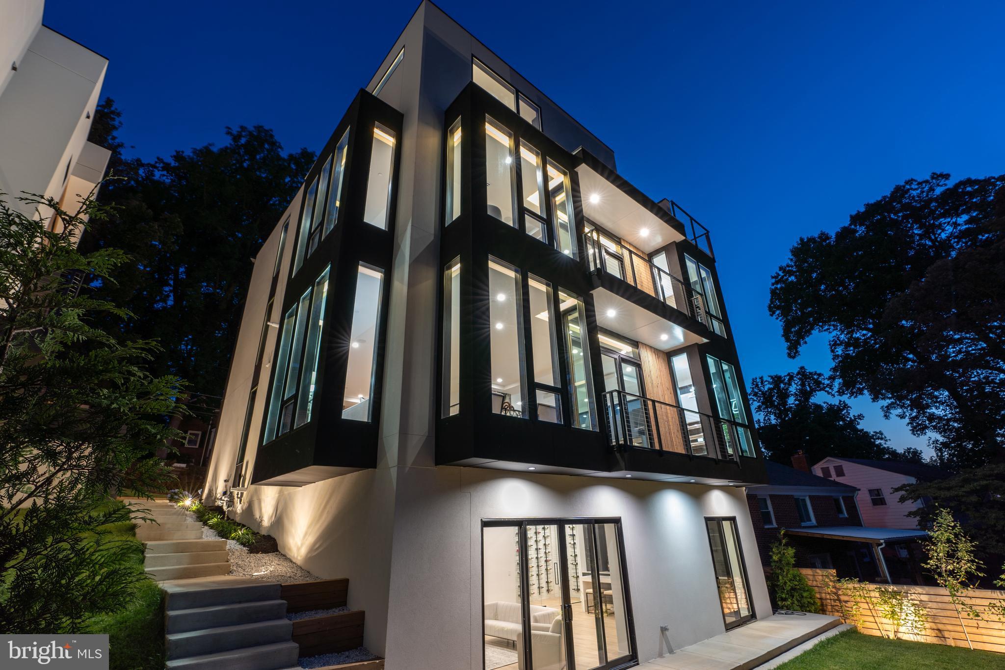 MAPLEWOOD - Residential