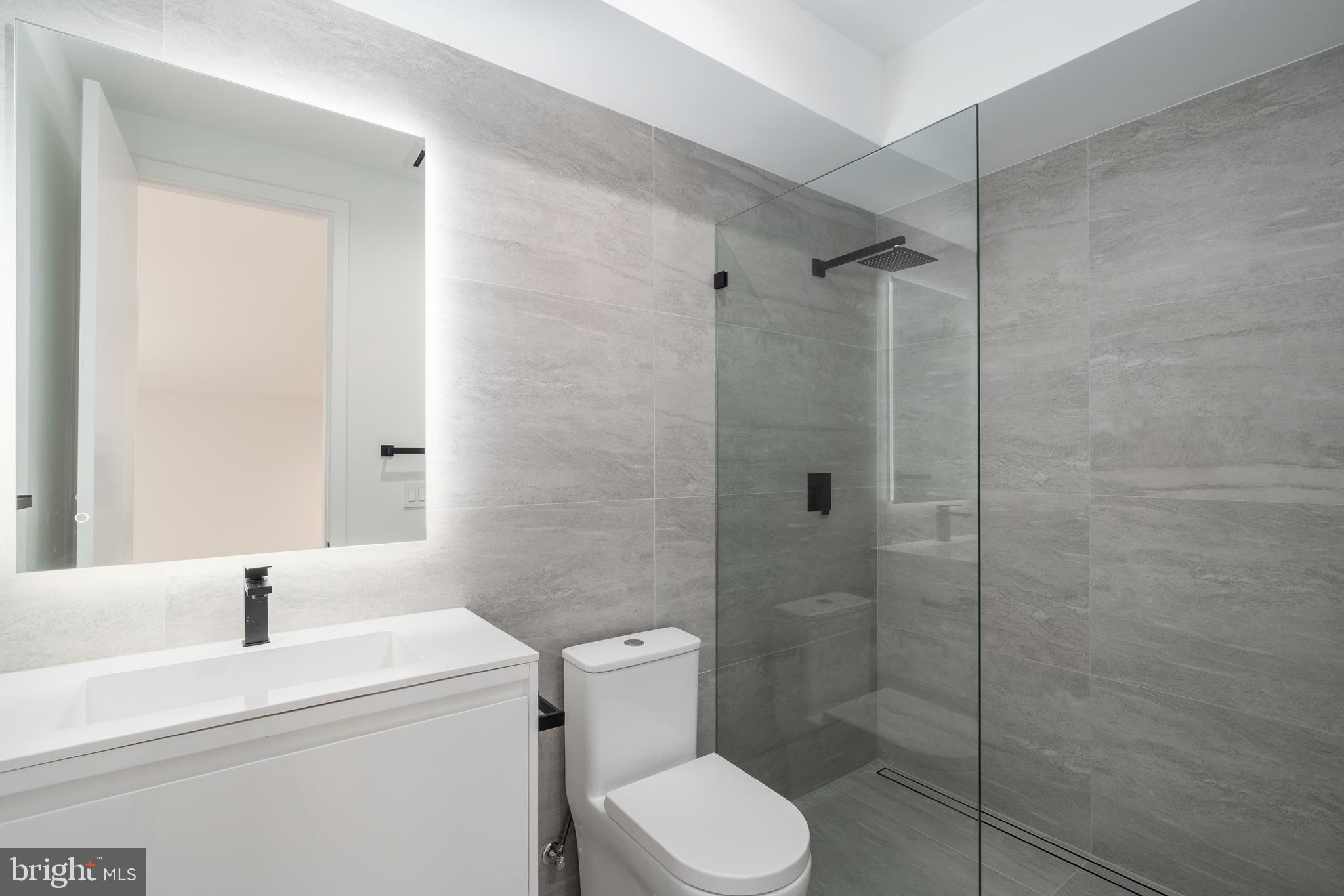 MAPLEWOOD - Residential