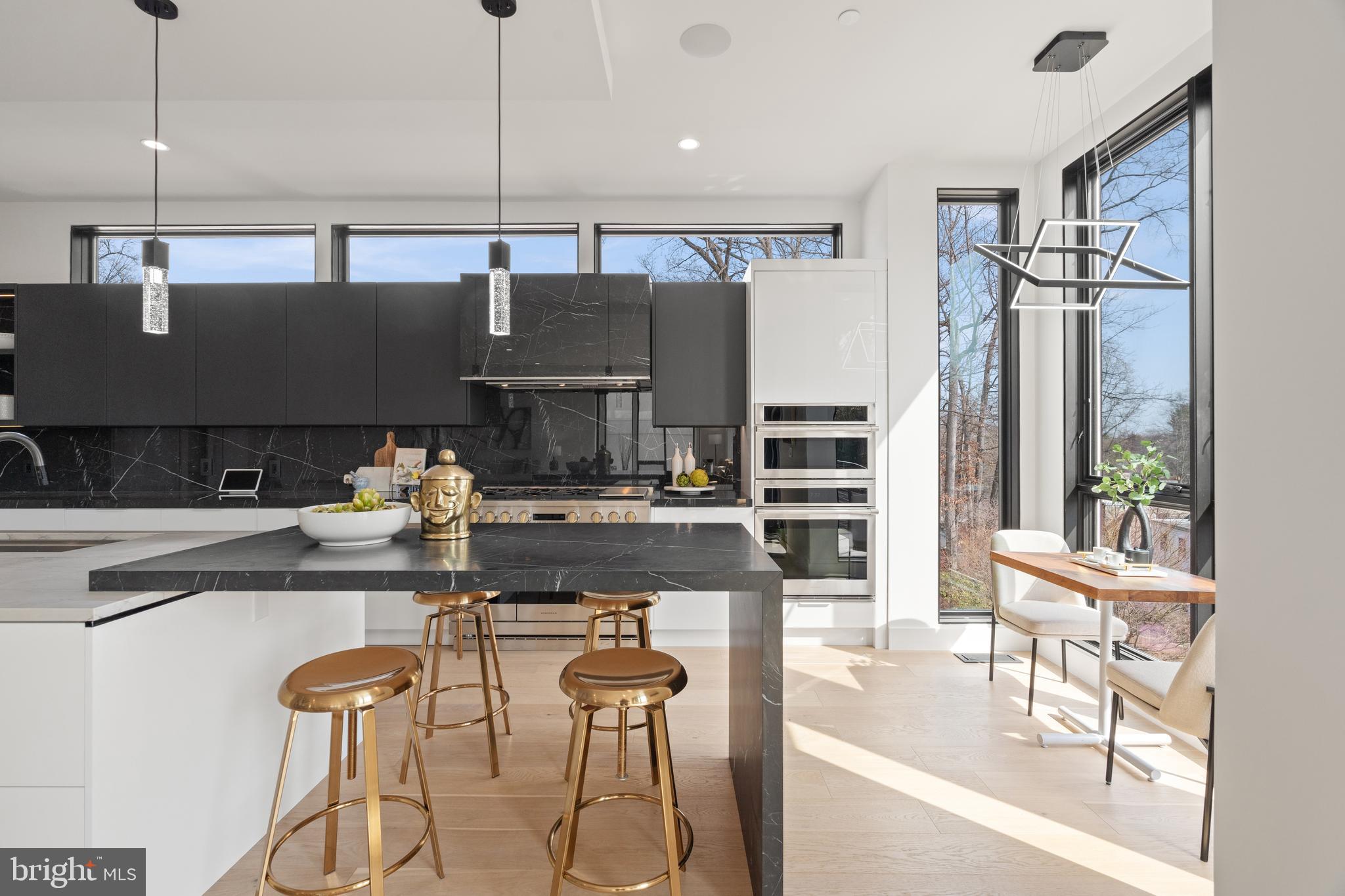 MAPLEWOOD - Residential