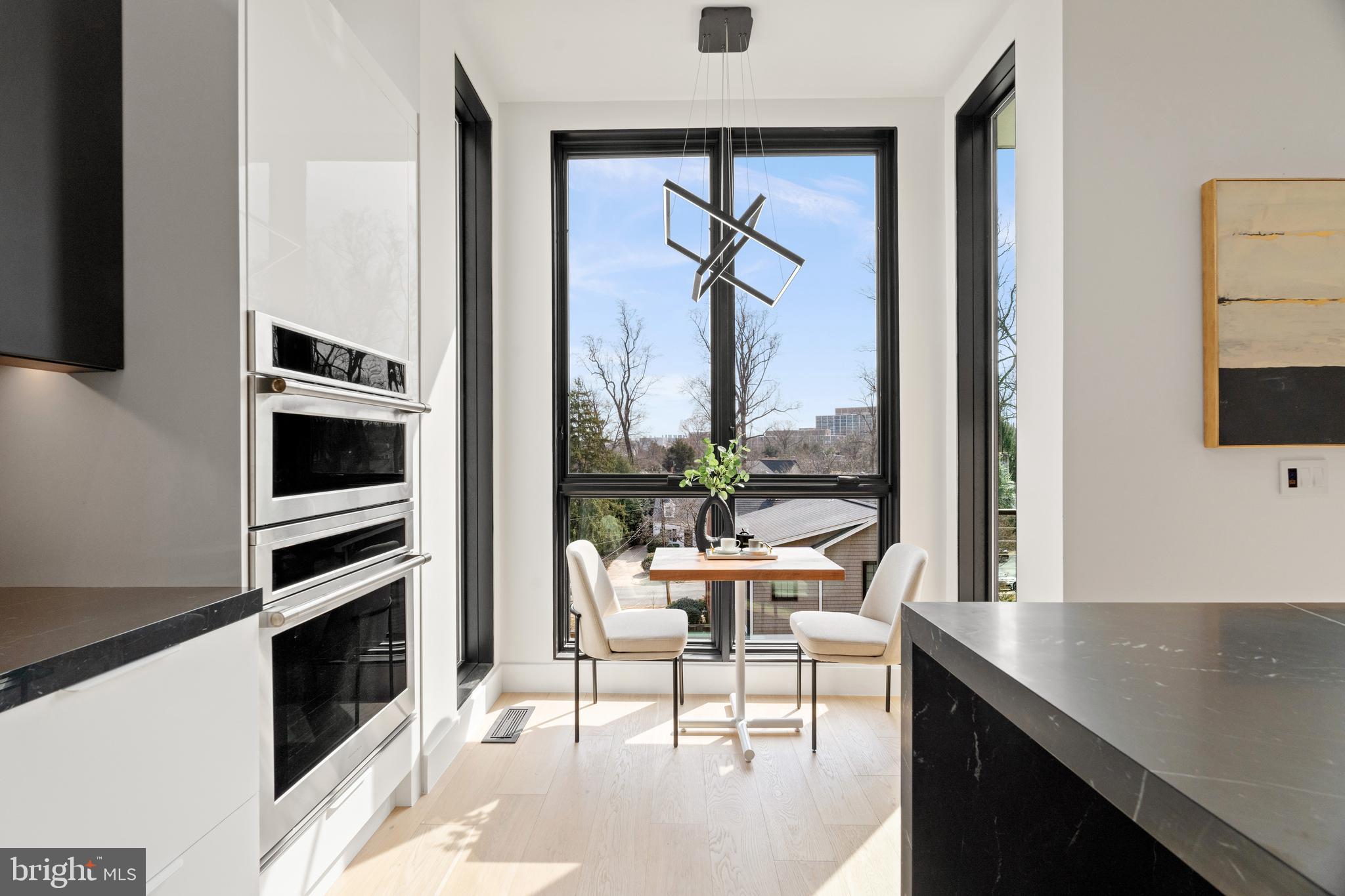 MAPLEWOOD - Residential