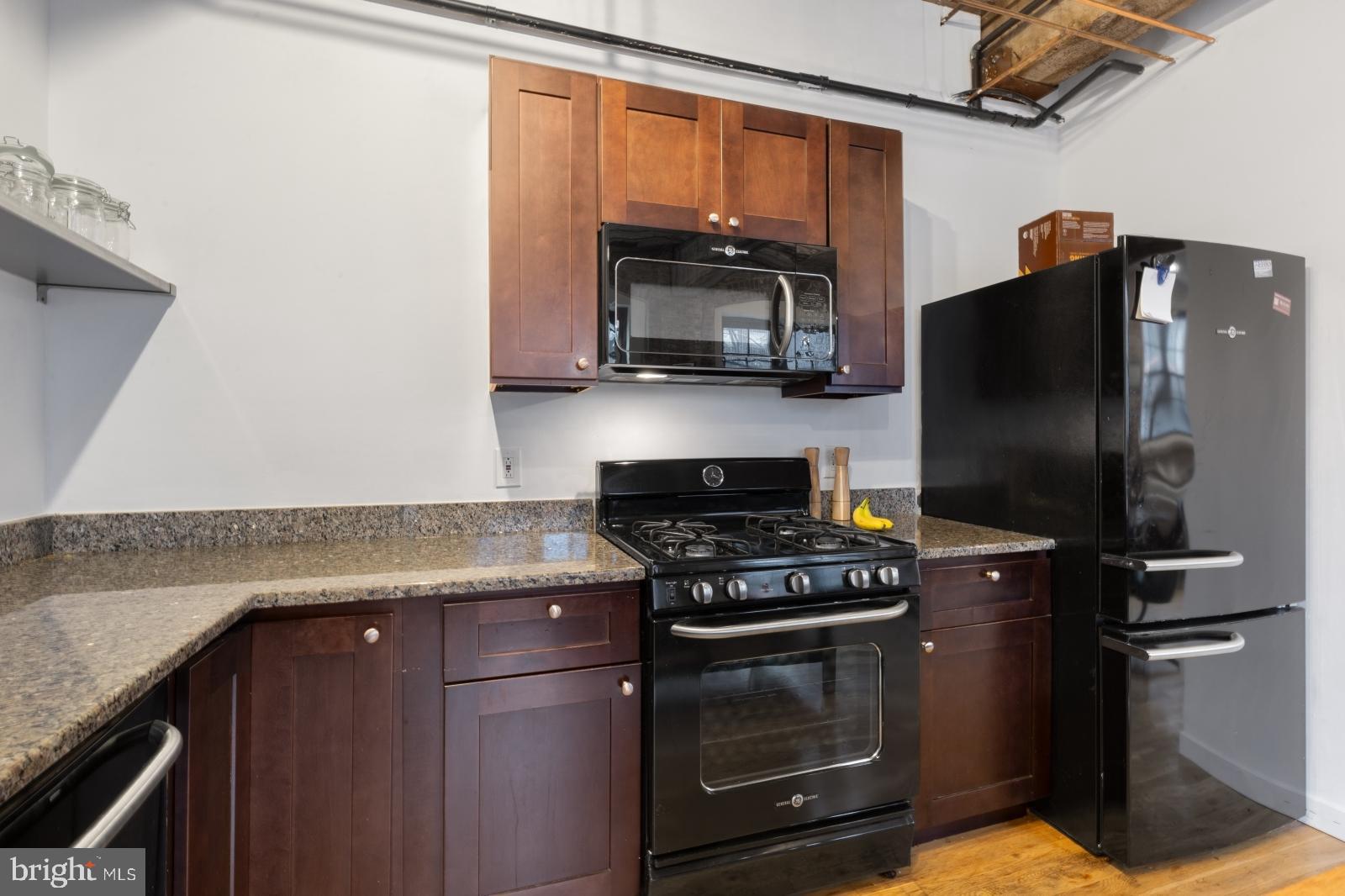NORRIS SQUARE - Residential Lease