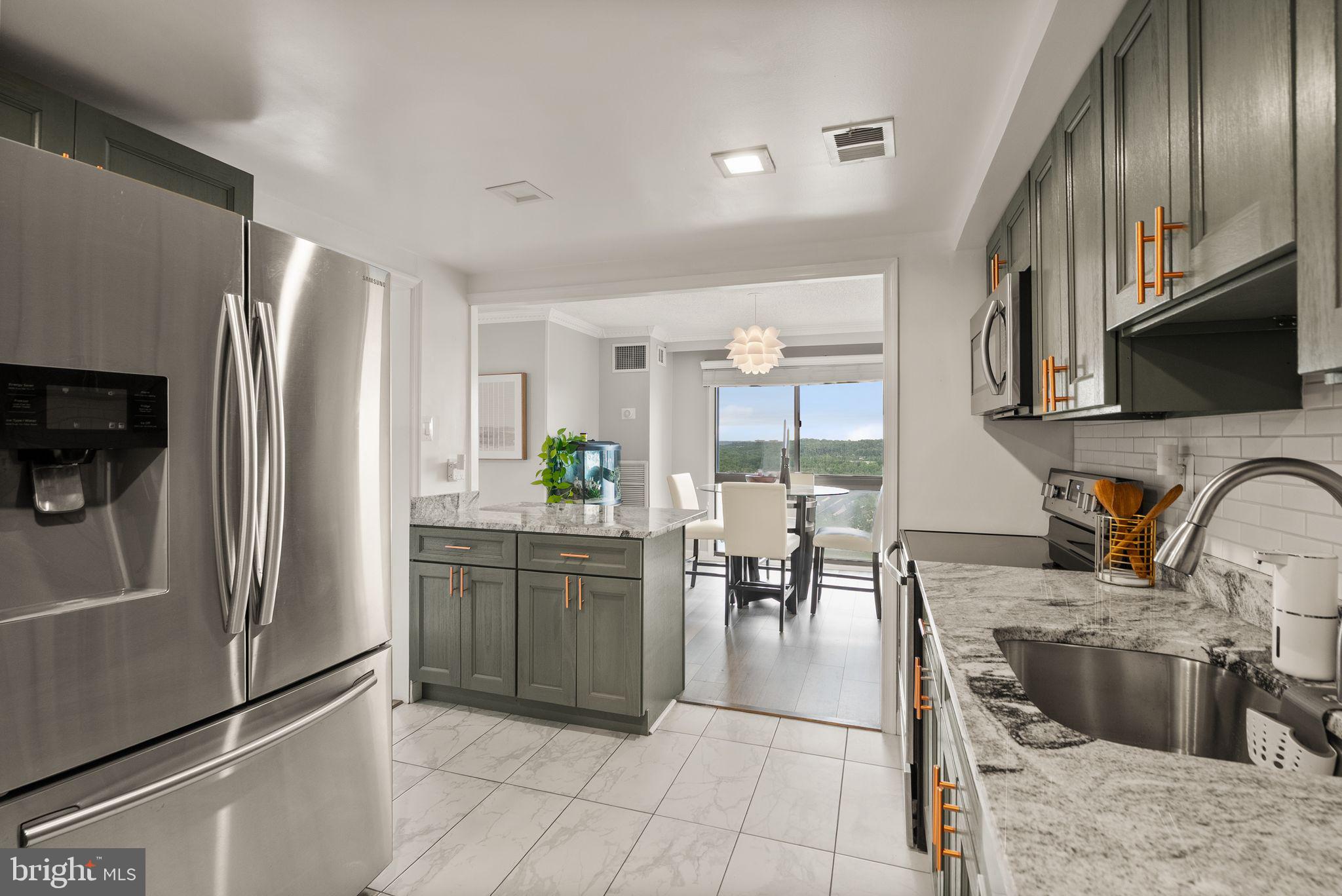 TEMPLETON OF ALEXANDRIA - Residential