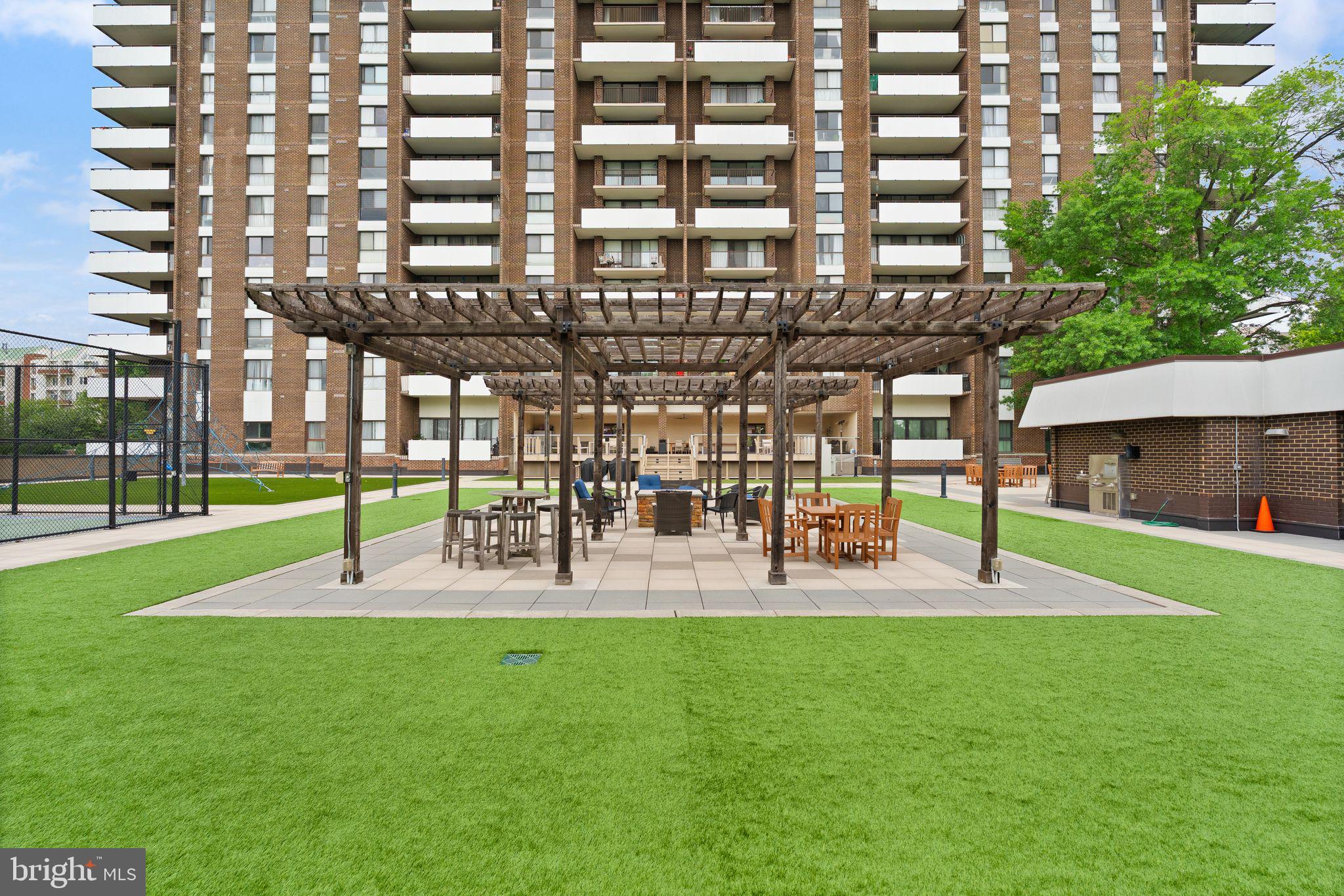 TEMPLETON OF ALEXANDRIA - Residential