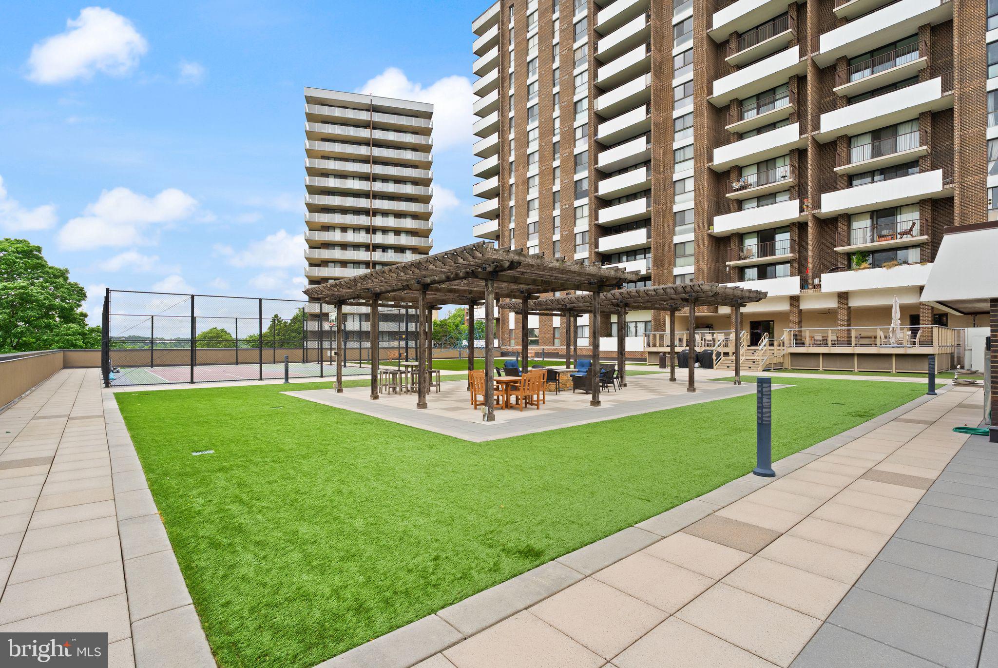 TEMPLETON OF ALEXANDRIA - Residential